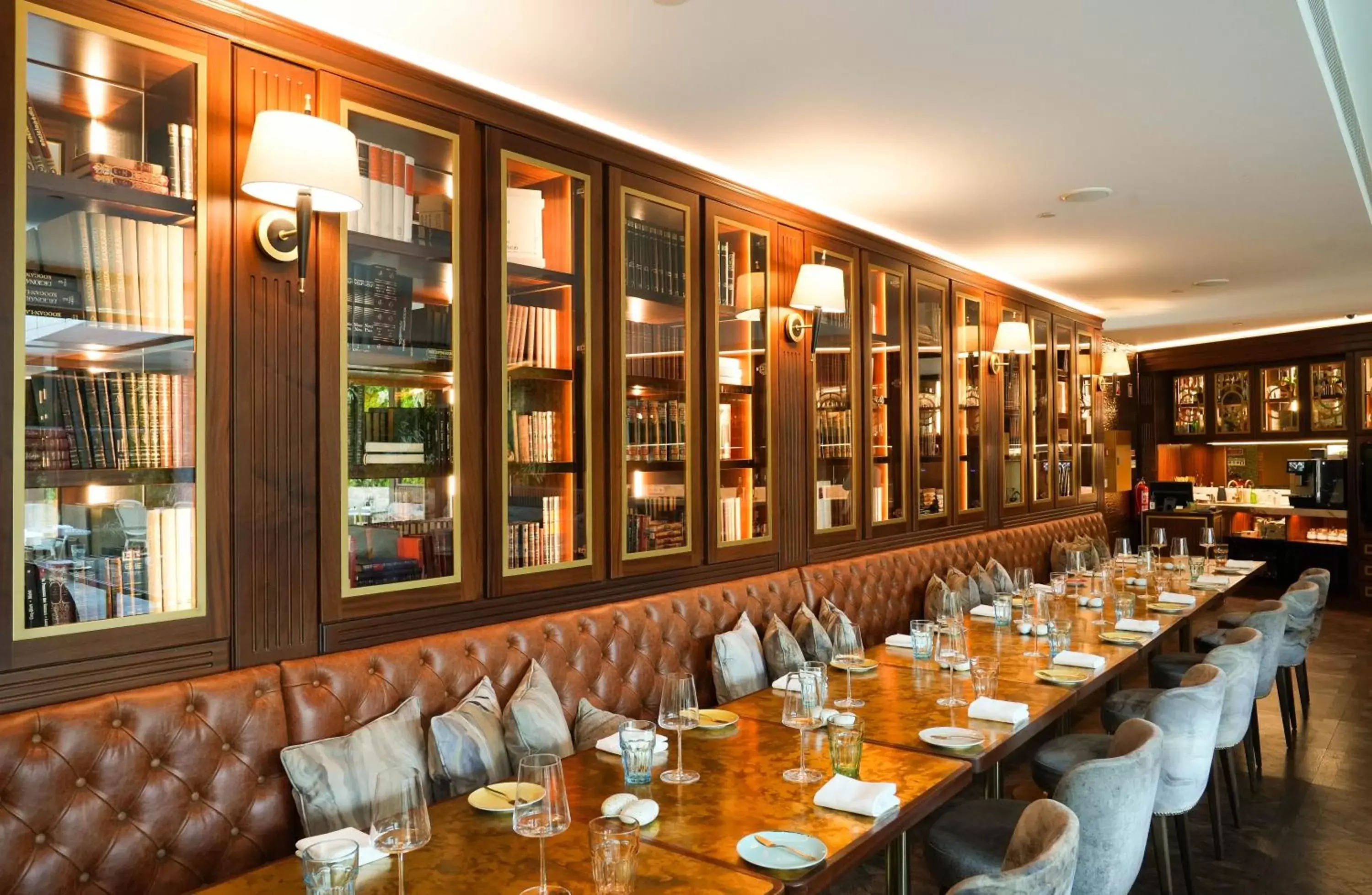 Restaurant/places to eat in Wine & Books Lisboa Hotel