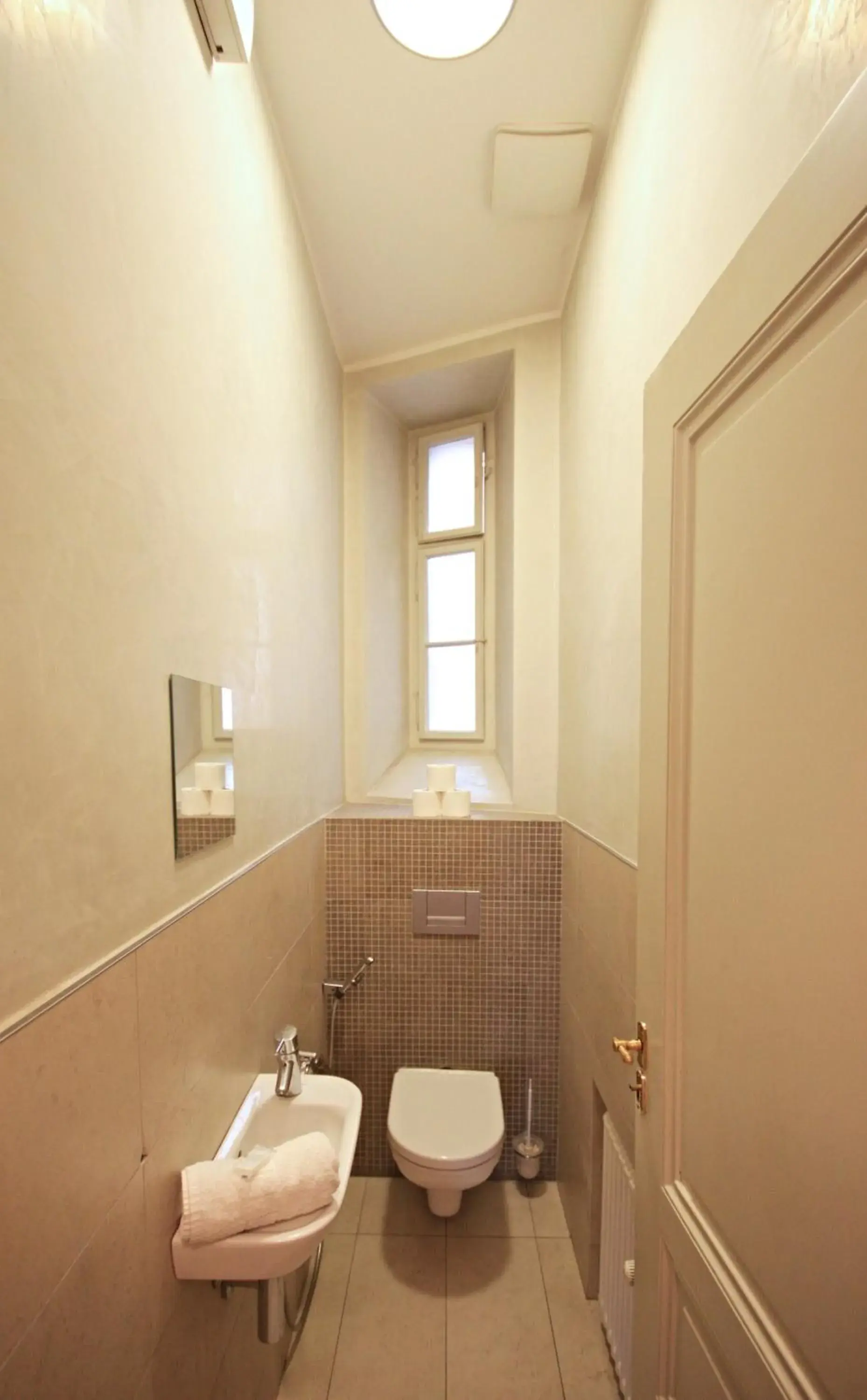 Toilet in River View Residence Toilet in River View Residence