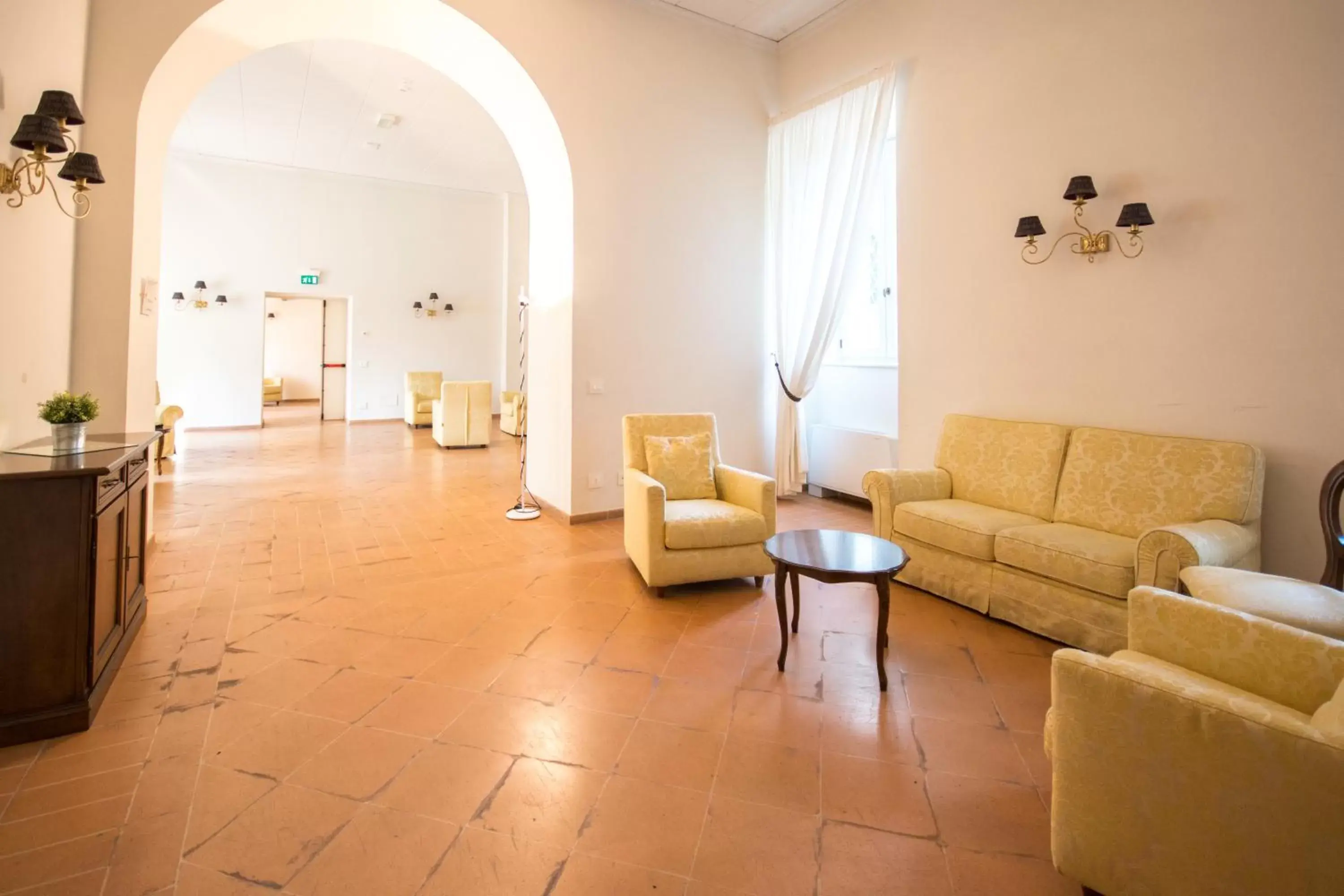 Communal lounge/ TV room, Seating Area in Domus Stella Maris - Casa per Ferie