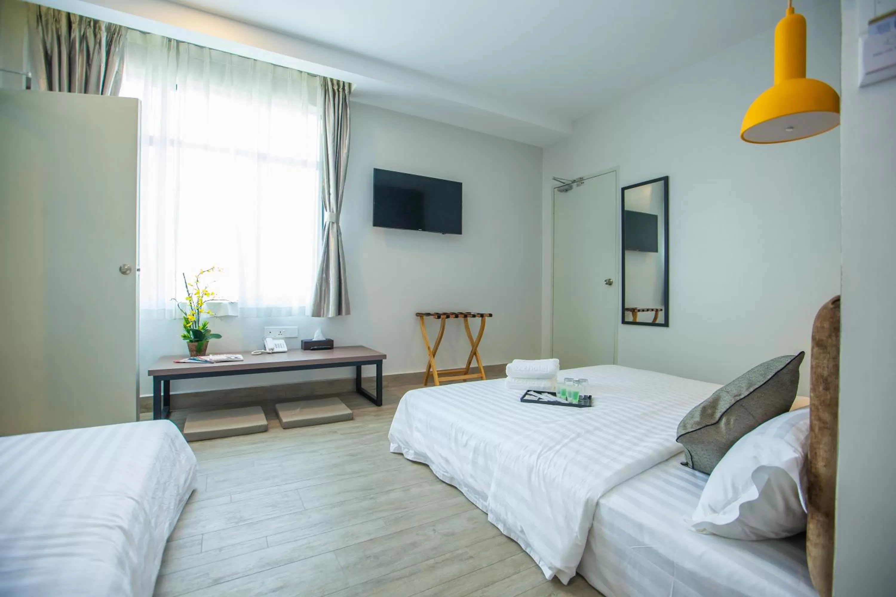 Family, Bed in Bzz Hotel Skudai