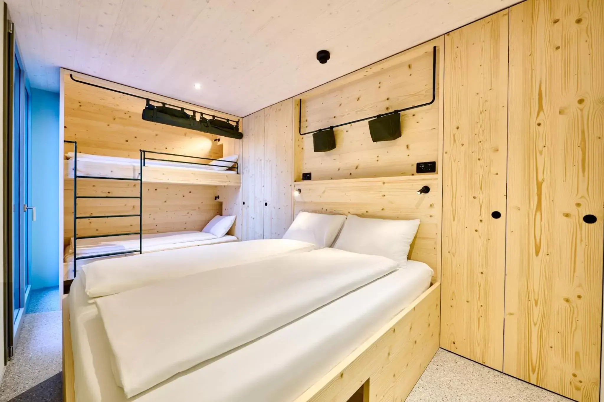 Bed, Bunk Bed in Apart Hotel Adelboden am Dorfplatz