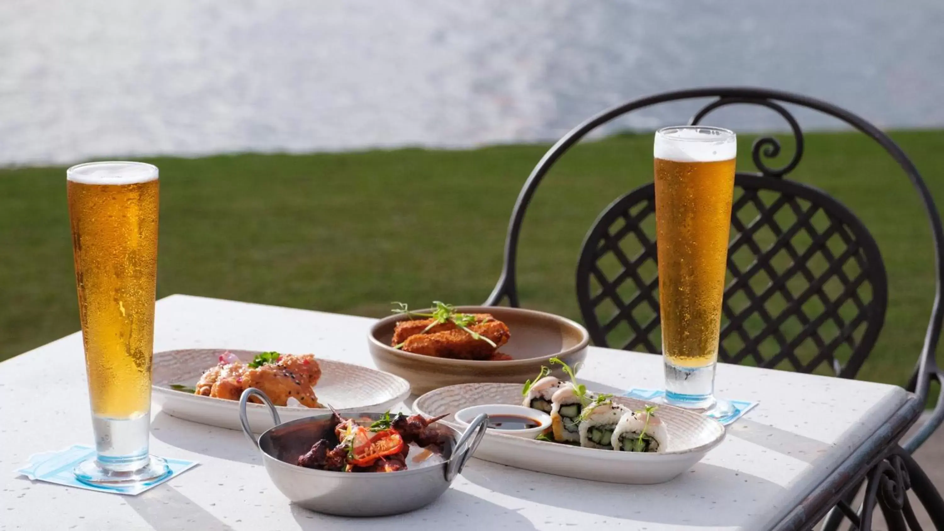 Lounge or bar in Grand Pacific Hotel Lounge or bar in Grand Pacific Hotel