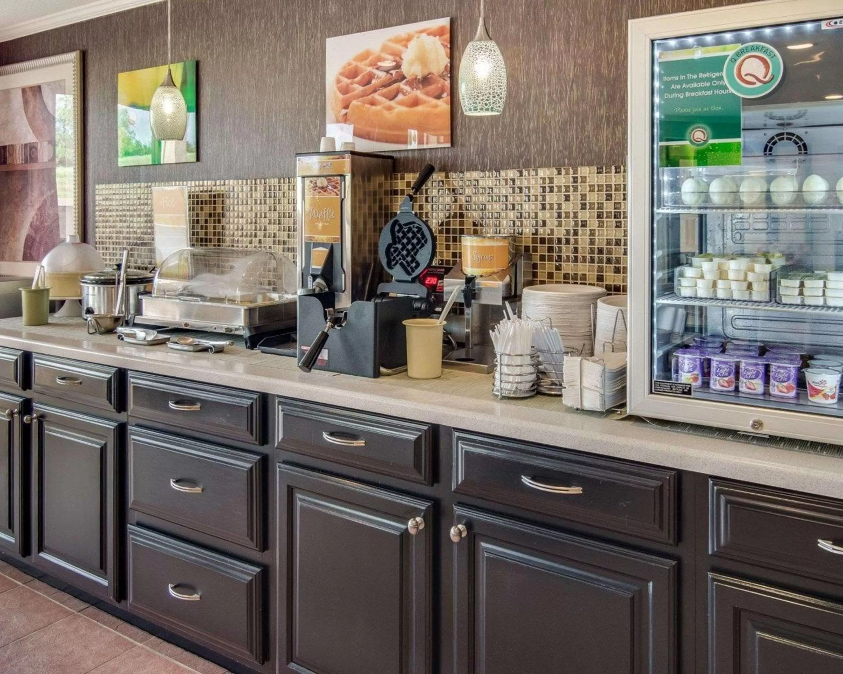 Restaurant/places to eat in Quality Inn Mt Pleasant