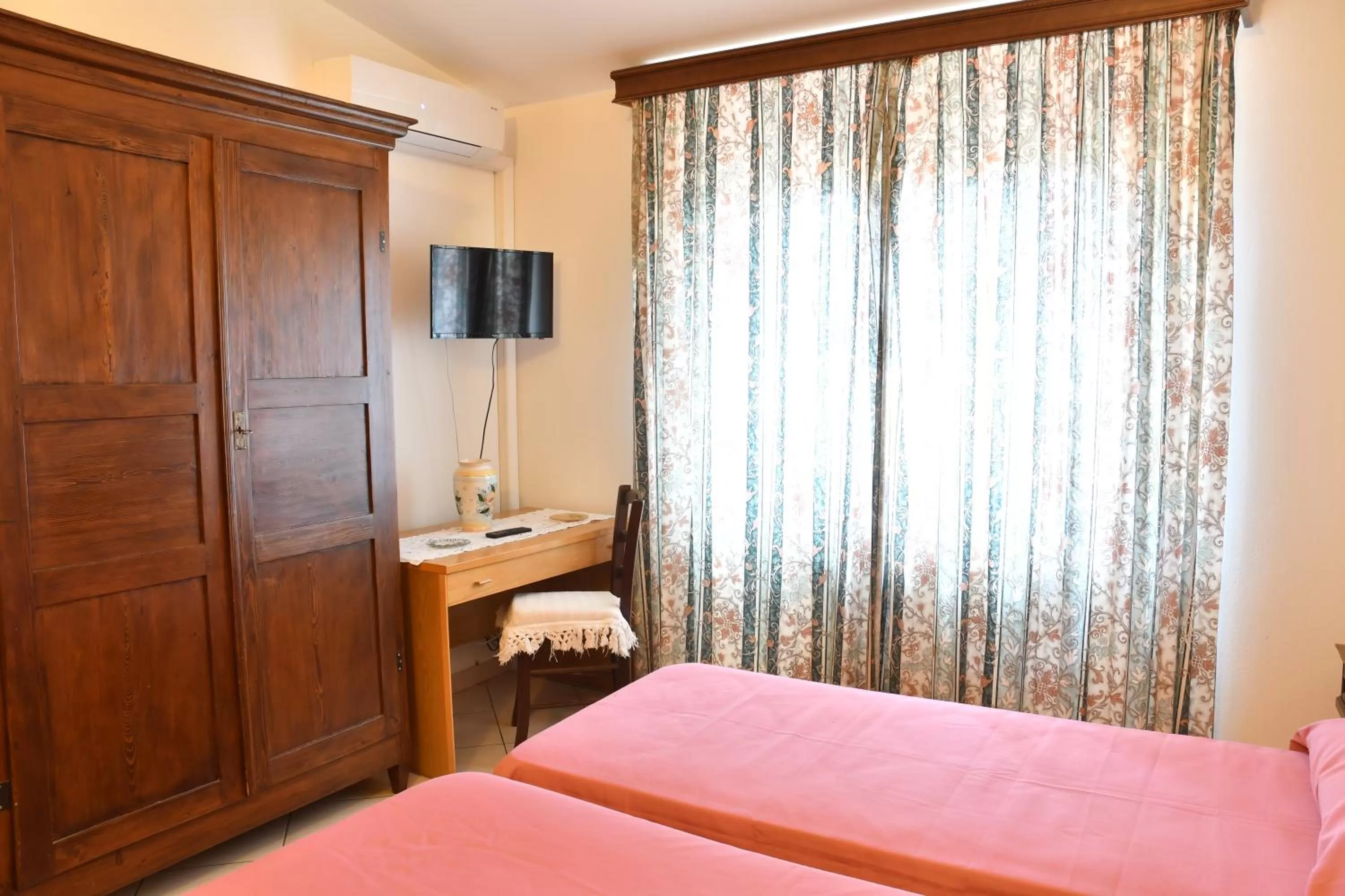 Bed in B&B Mitzixeddas