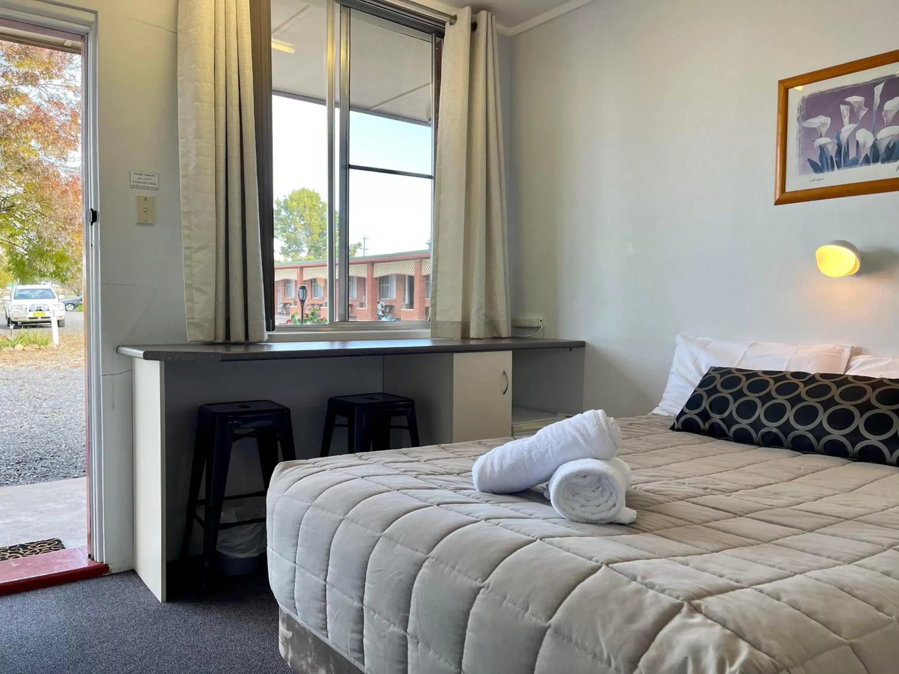 Bedroom, Bed in Quirindi Sunflower Motor Inn