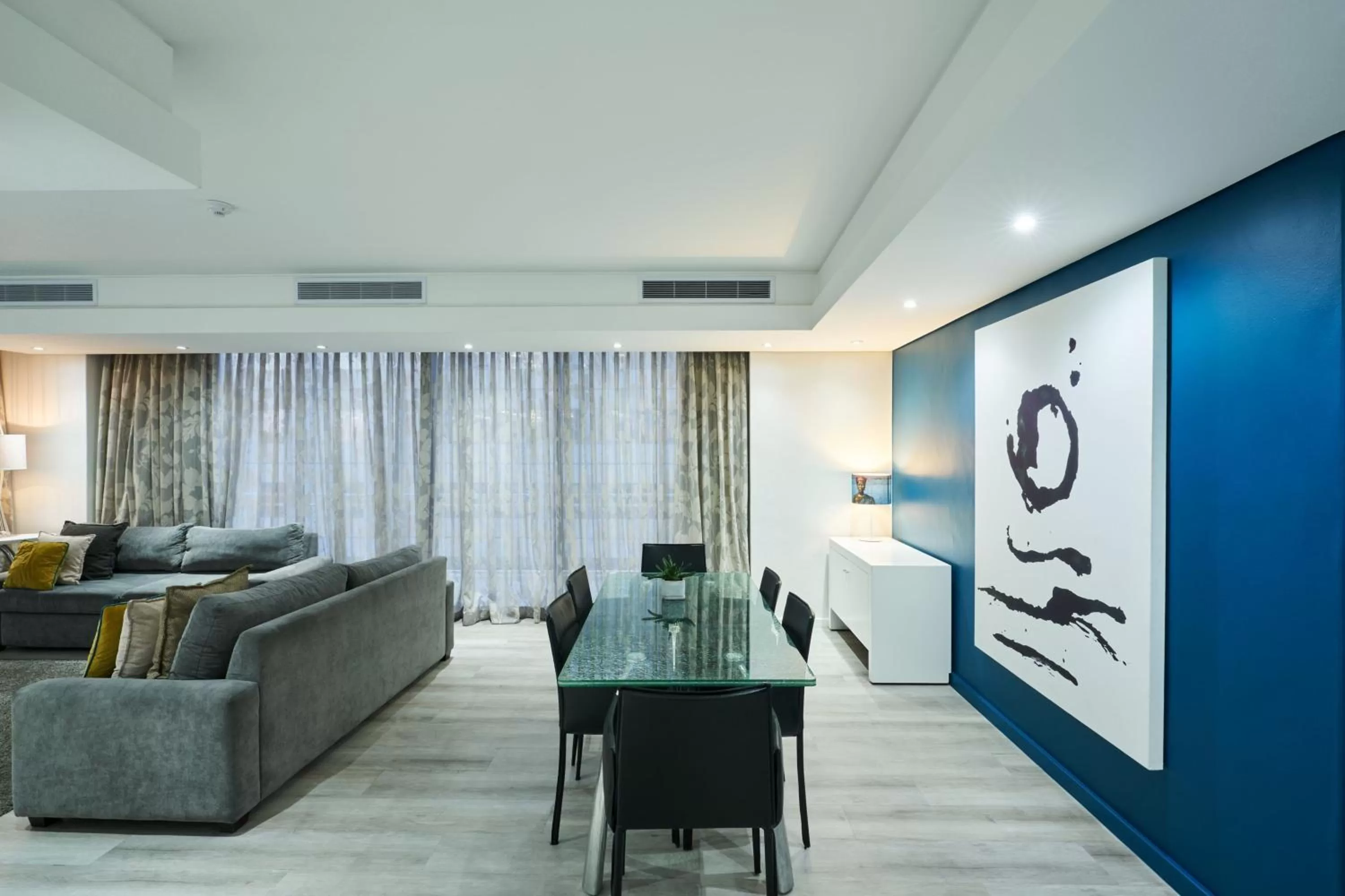 Living room in Protea Hotel by Marriott Cape Town North Wharf