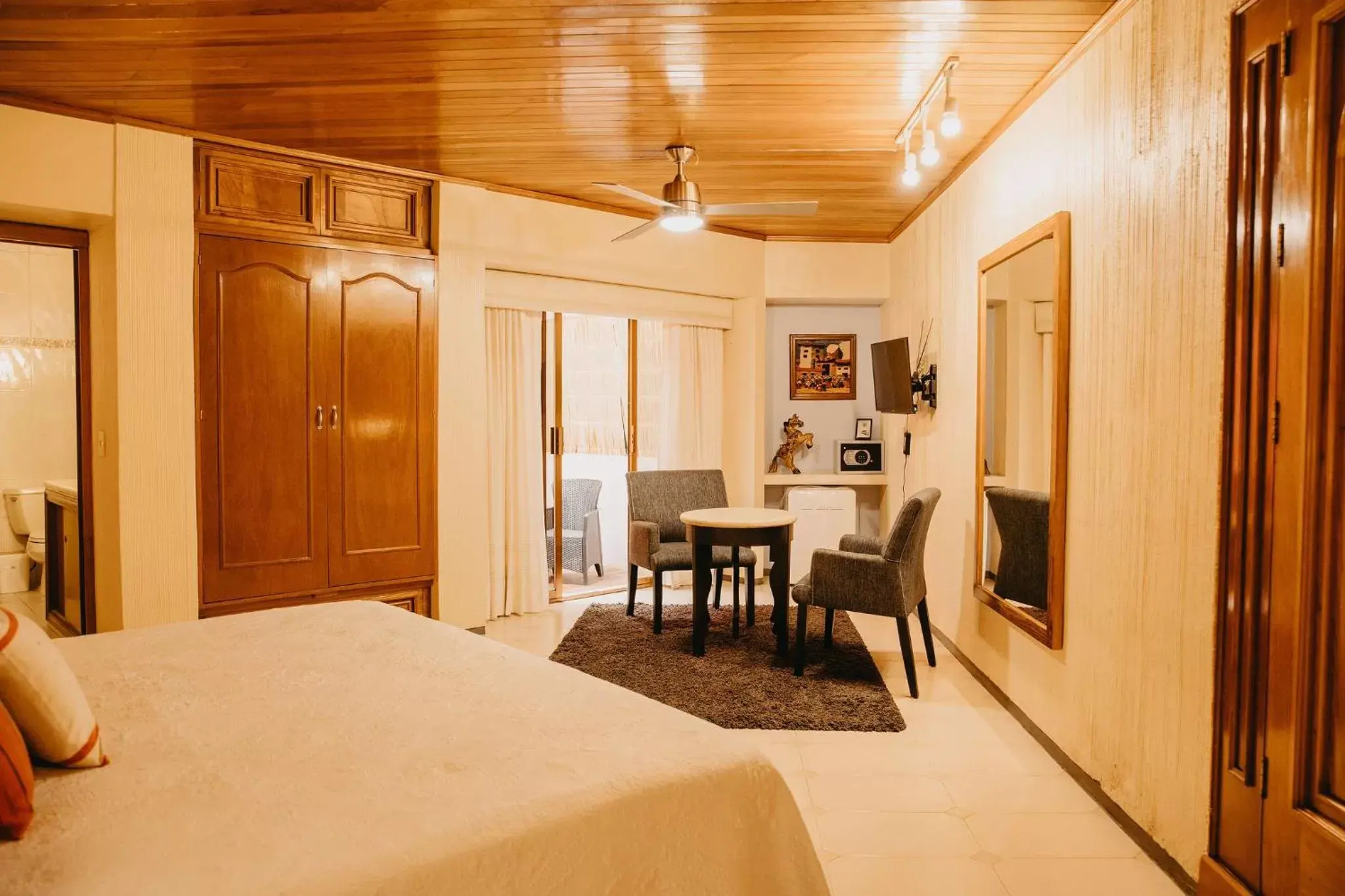 Dining Area in Hotel Casa Pereyra