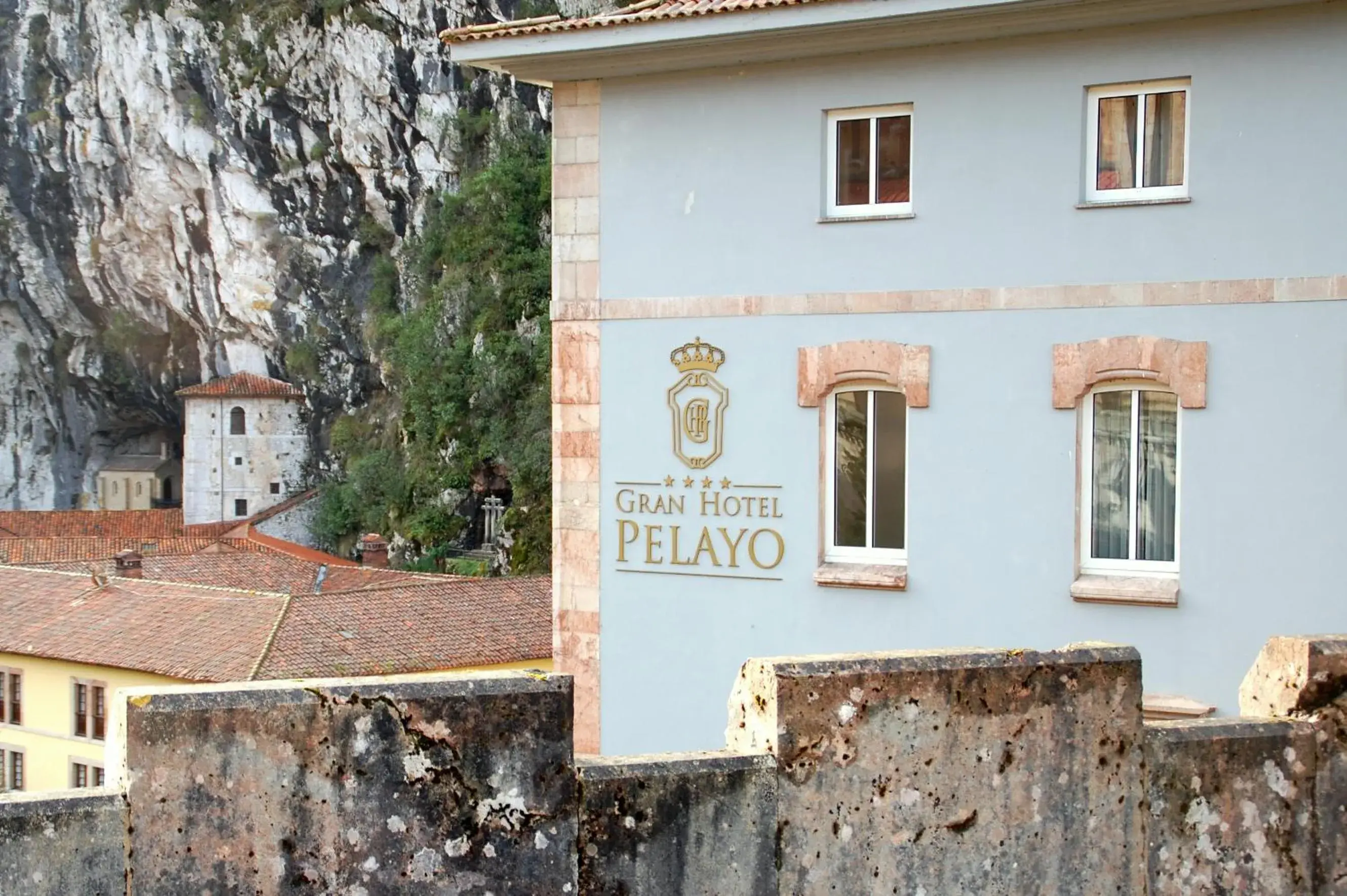 Facade/entrance, Property Building in Arcea Gran Hotel Pelayo