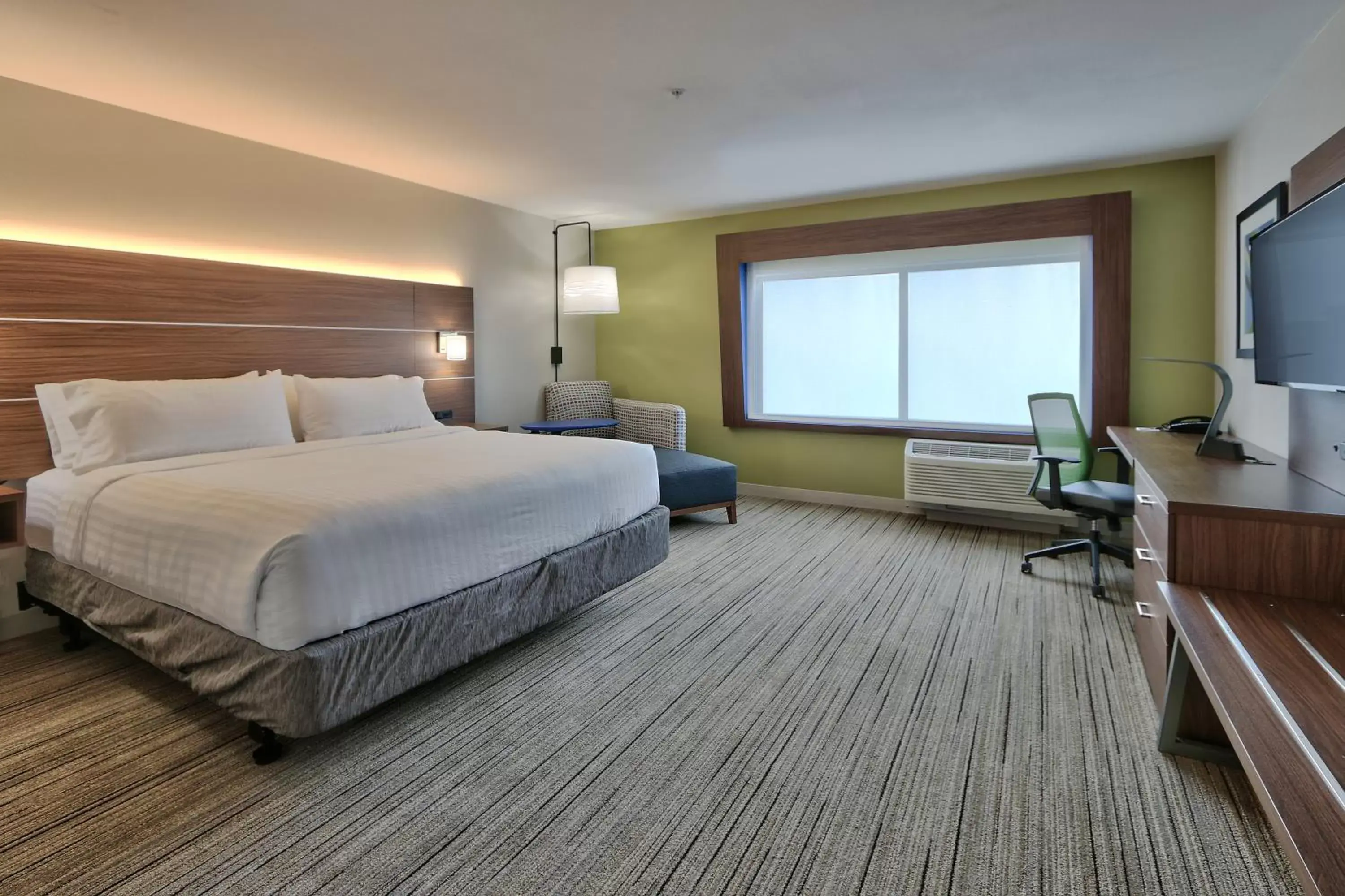 Photo of the whole room in Holiday Inn Express & Suites Broomfield, an IHG Hotel