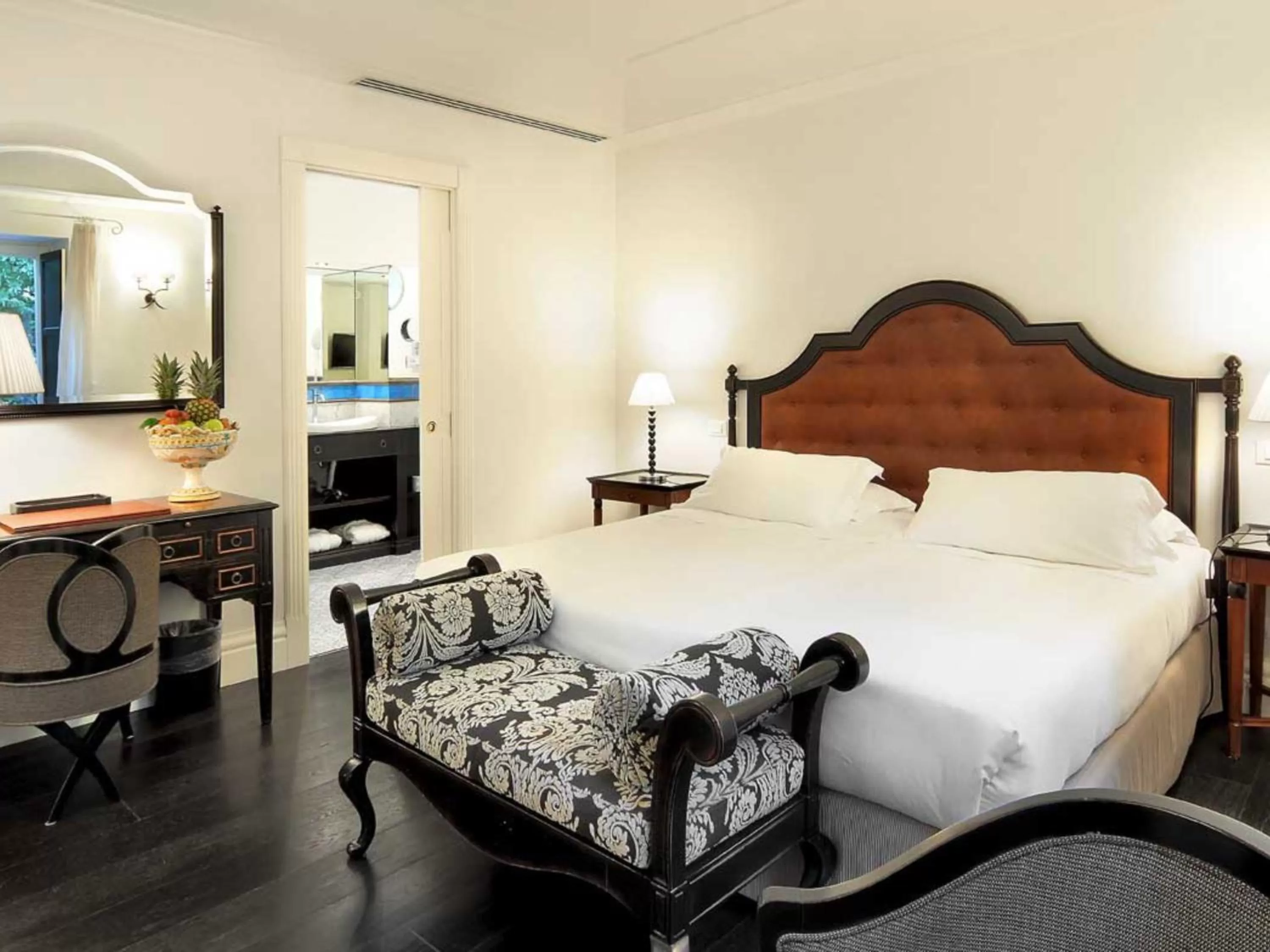 Bedroom, Bed in Villa Athena Resort