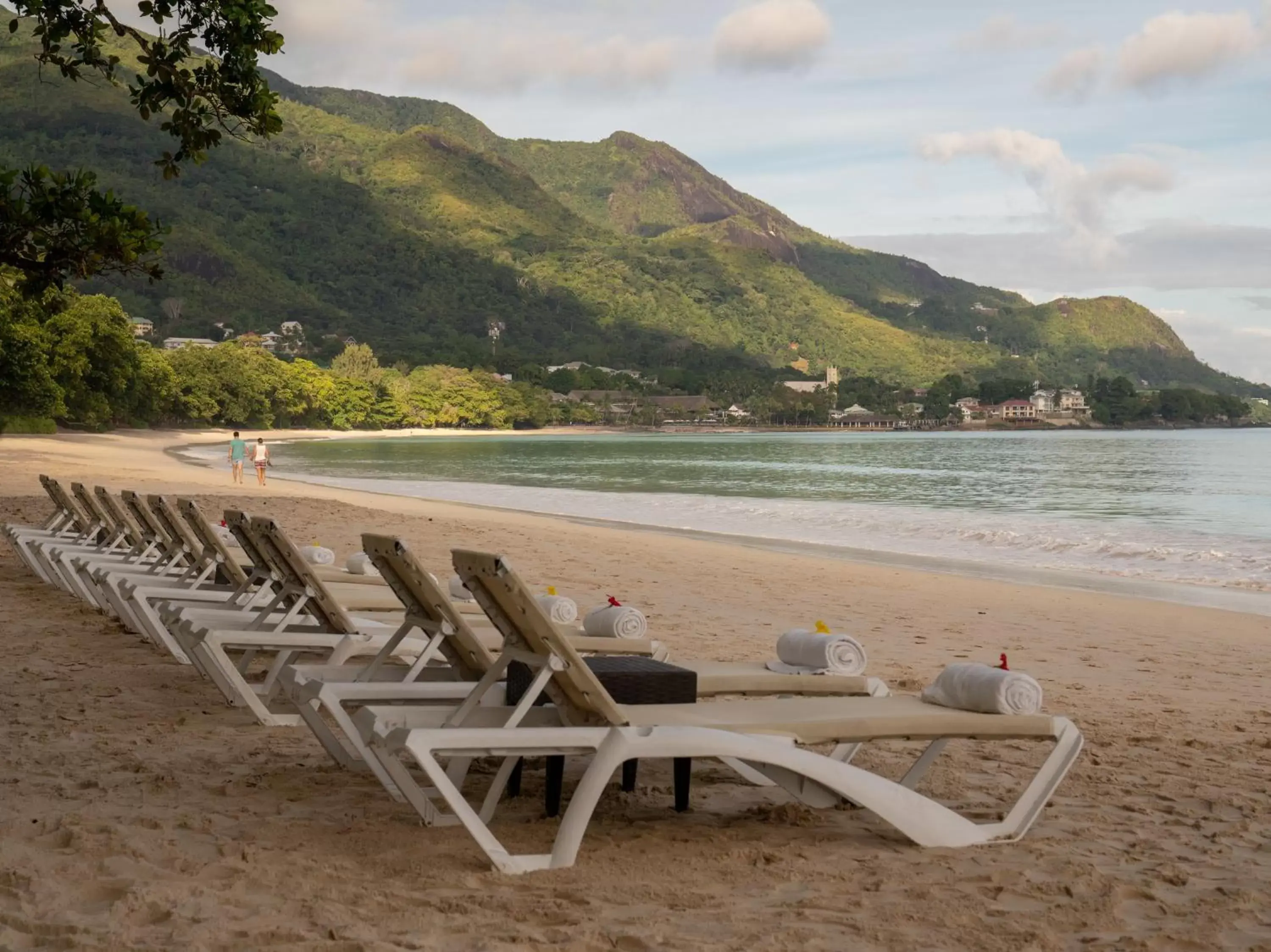 Beach in Savoy Seychelles Resort & Spa