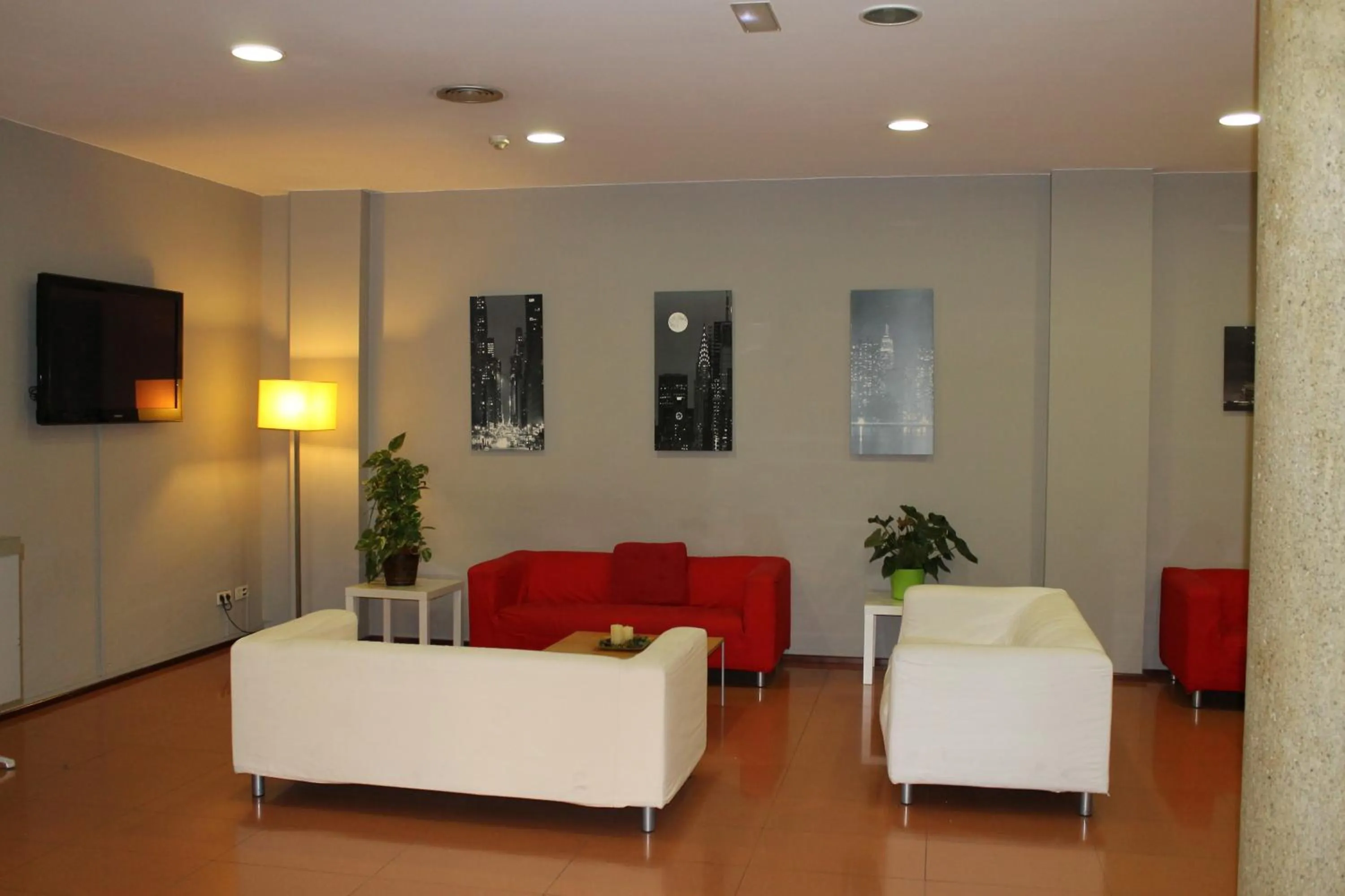 Lobby or reception in Hotel Flora Parc