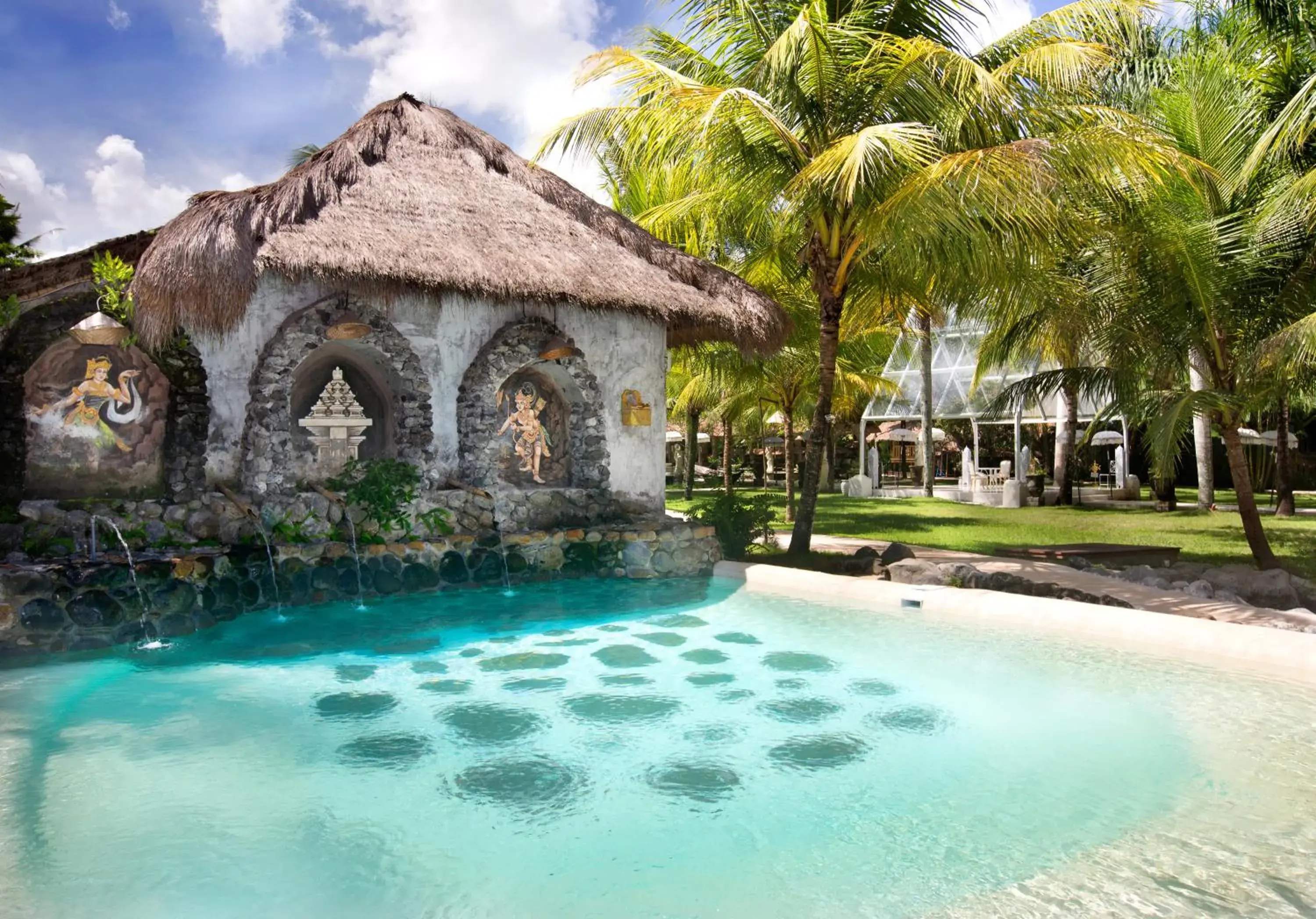 Swimming Pool in The Mansion Resort Hotel & Spa