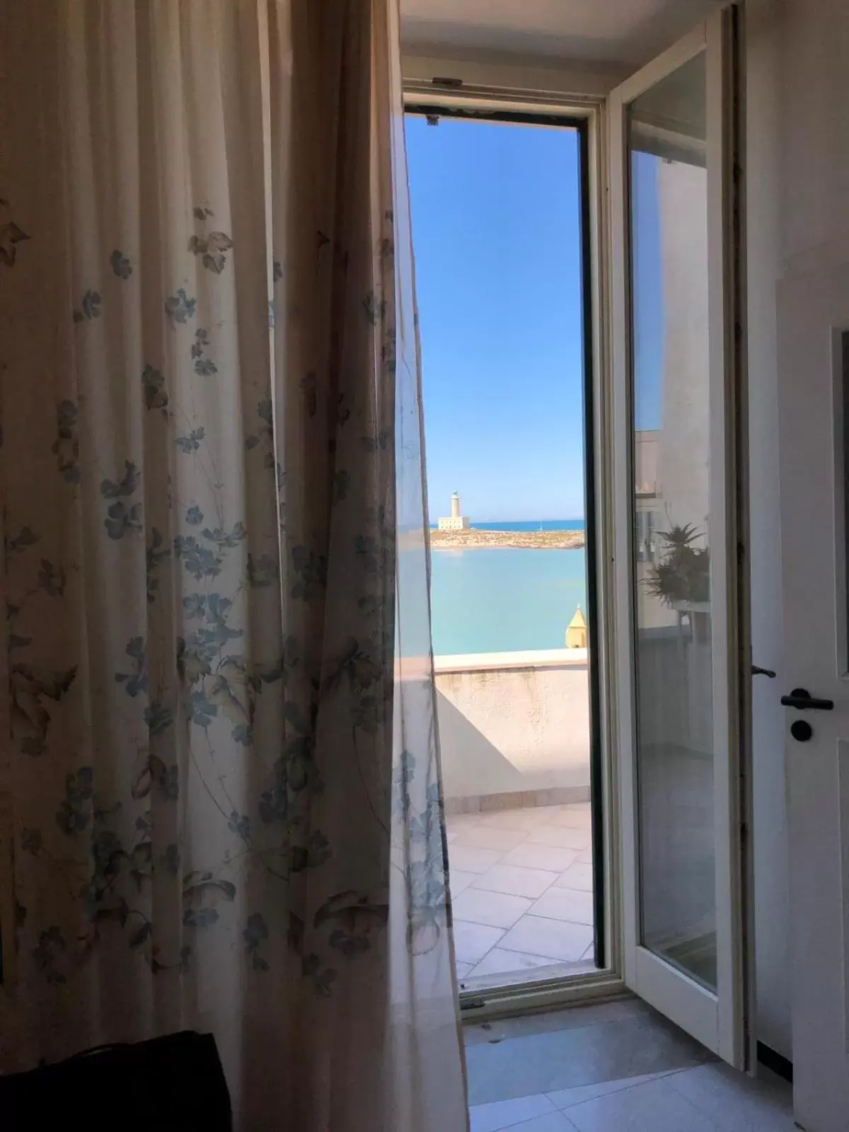 Sea View in Rocca Sul Mare Hotel