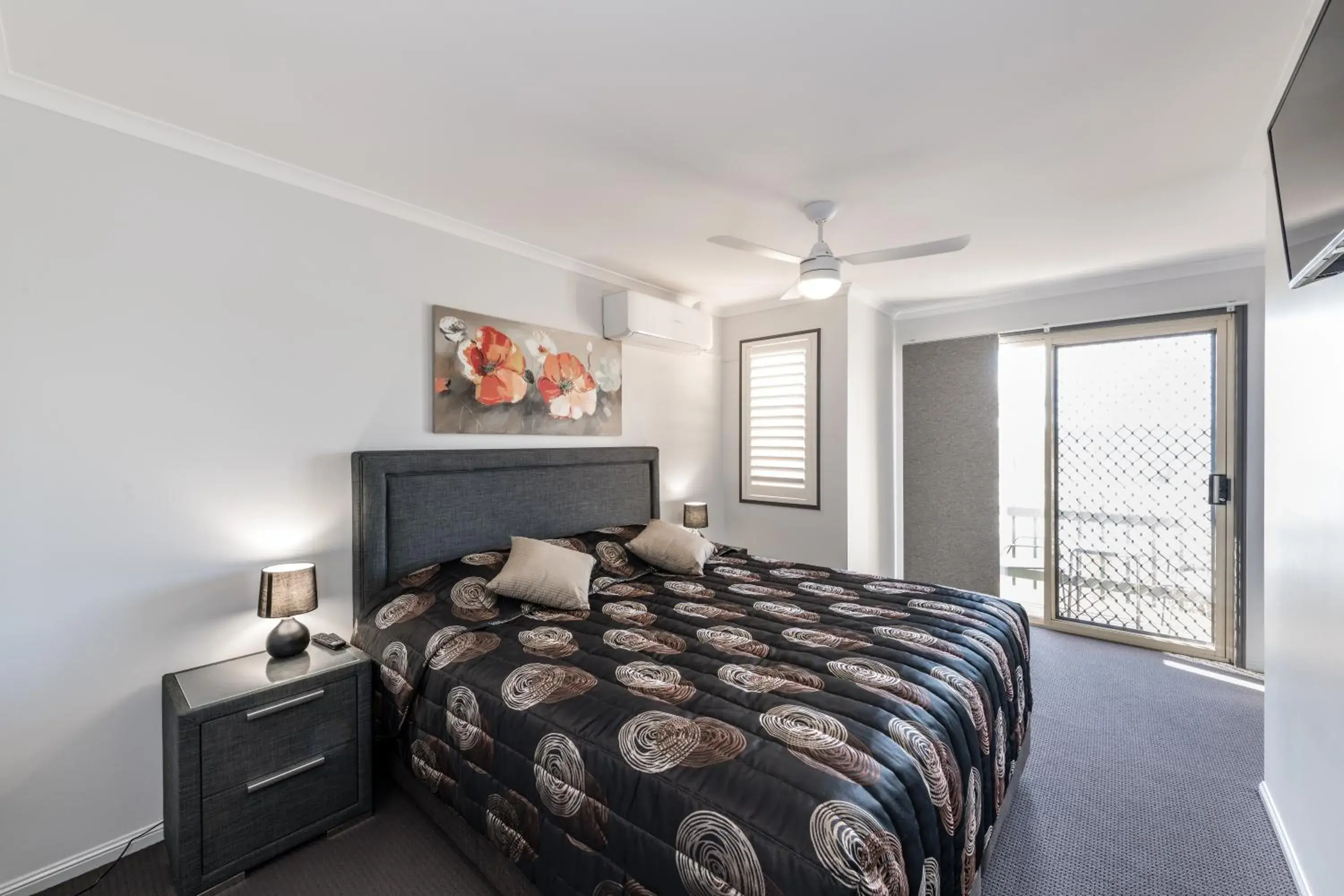 Three-Bedroom Apartment in Athena Motel Apartments Three-Bedroom Apartment in Athena Motel Apartments