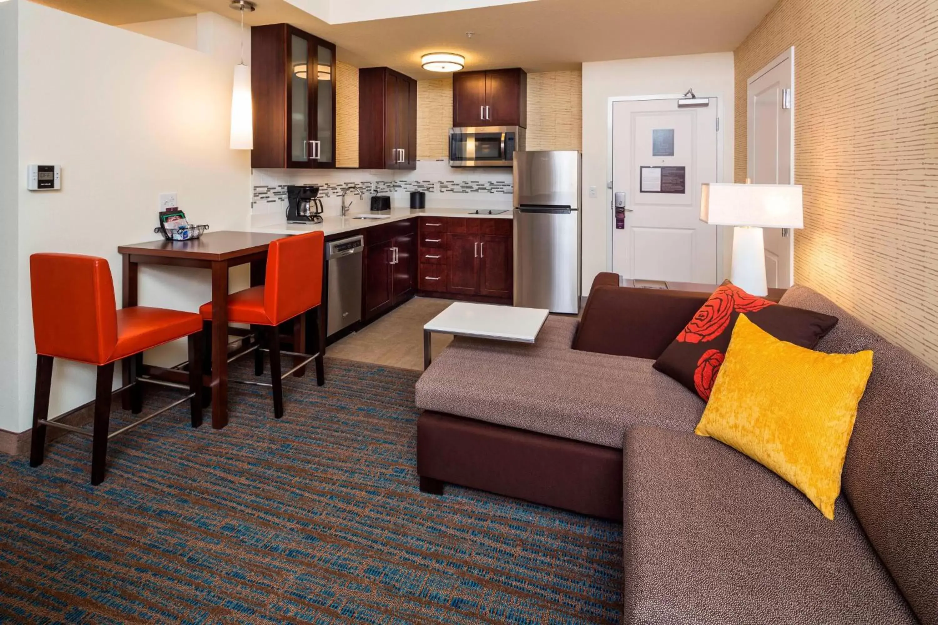 Living room, Seating Area in Residence Inn by Marriott Jacksonville South Bartram Park