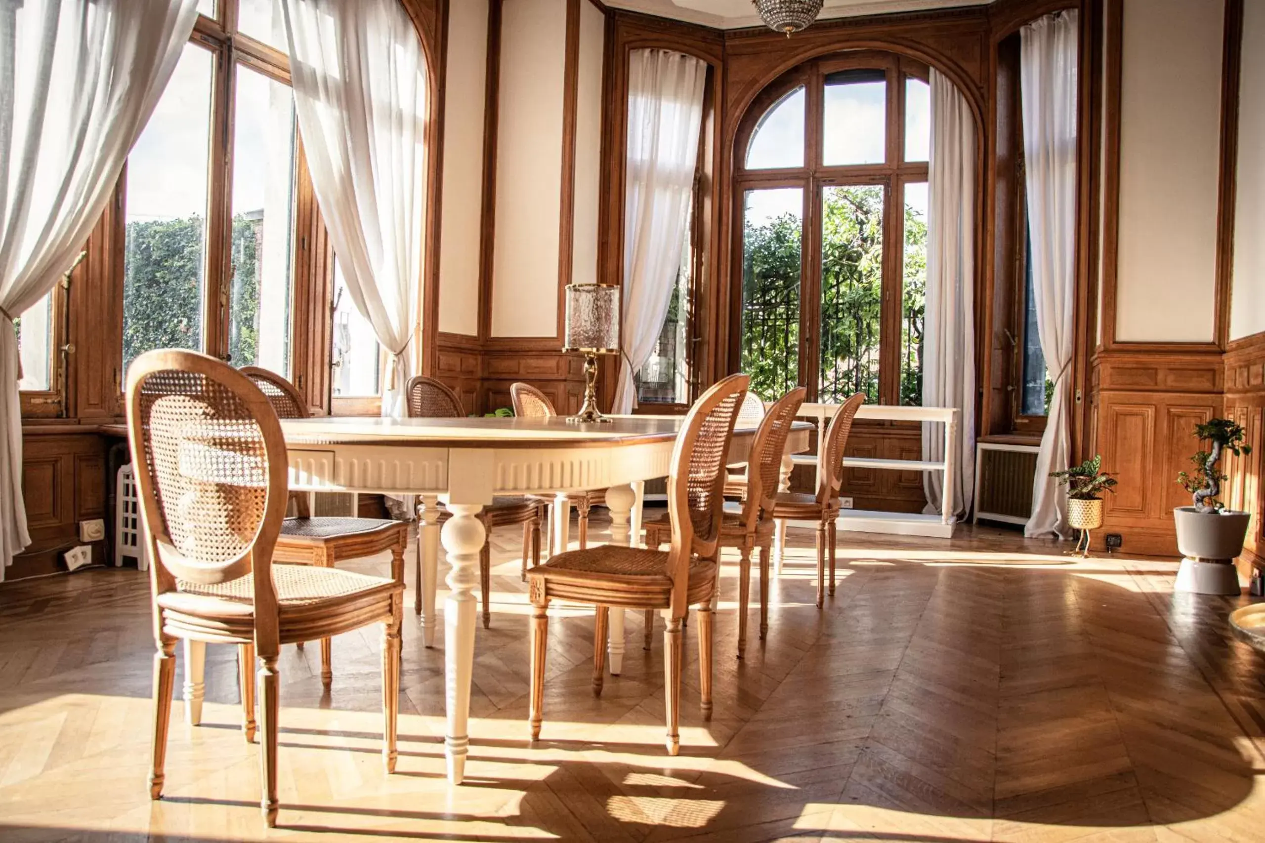 Dining area, Restaurant/Places to Eat in La Villa Barbieux