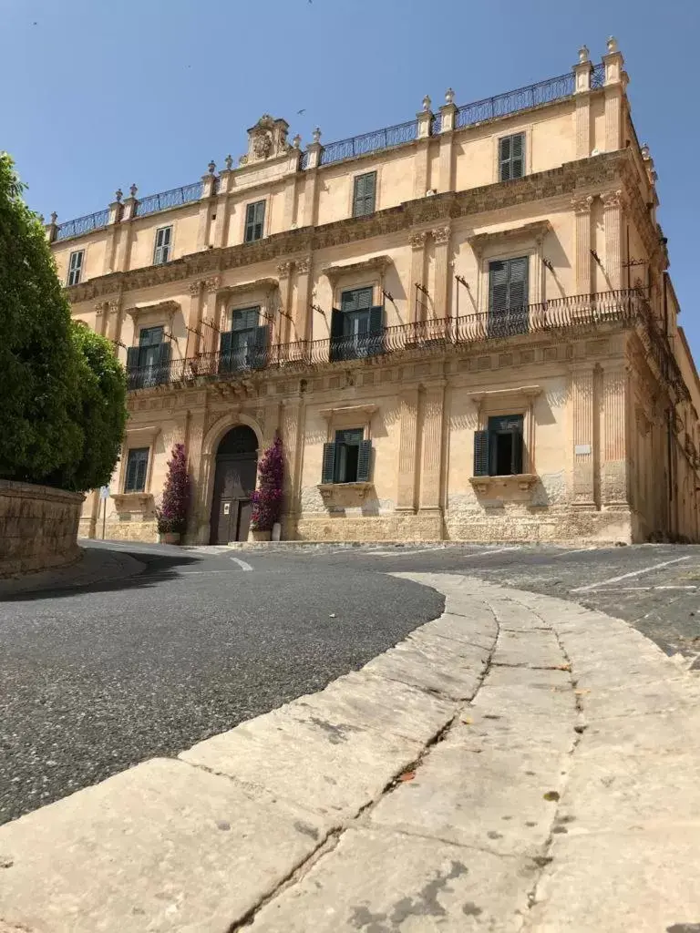 Property Building in Landolina Palace Hotel