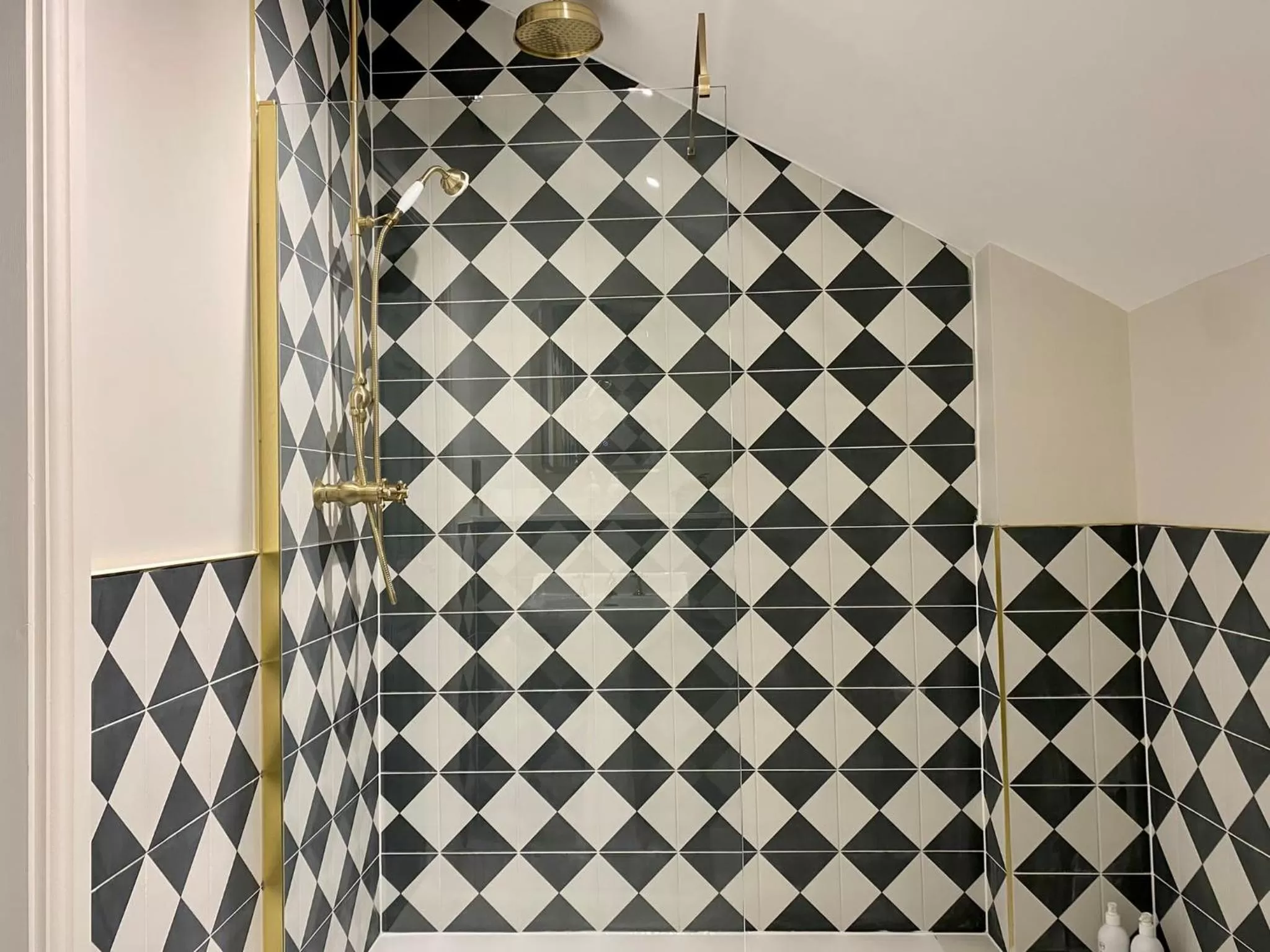 Shower in Railway House York by Chateau Anna