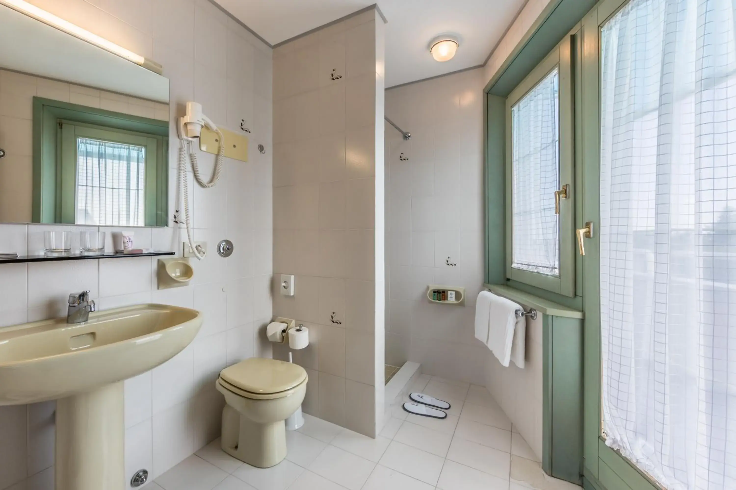 Bathroom in Aviano Palace Hotel