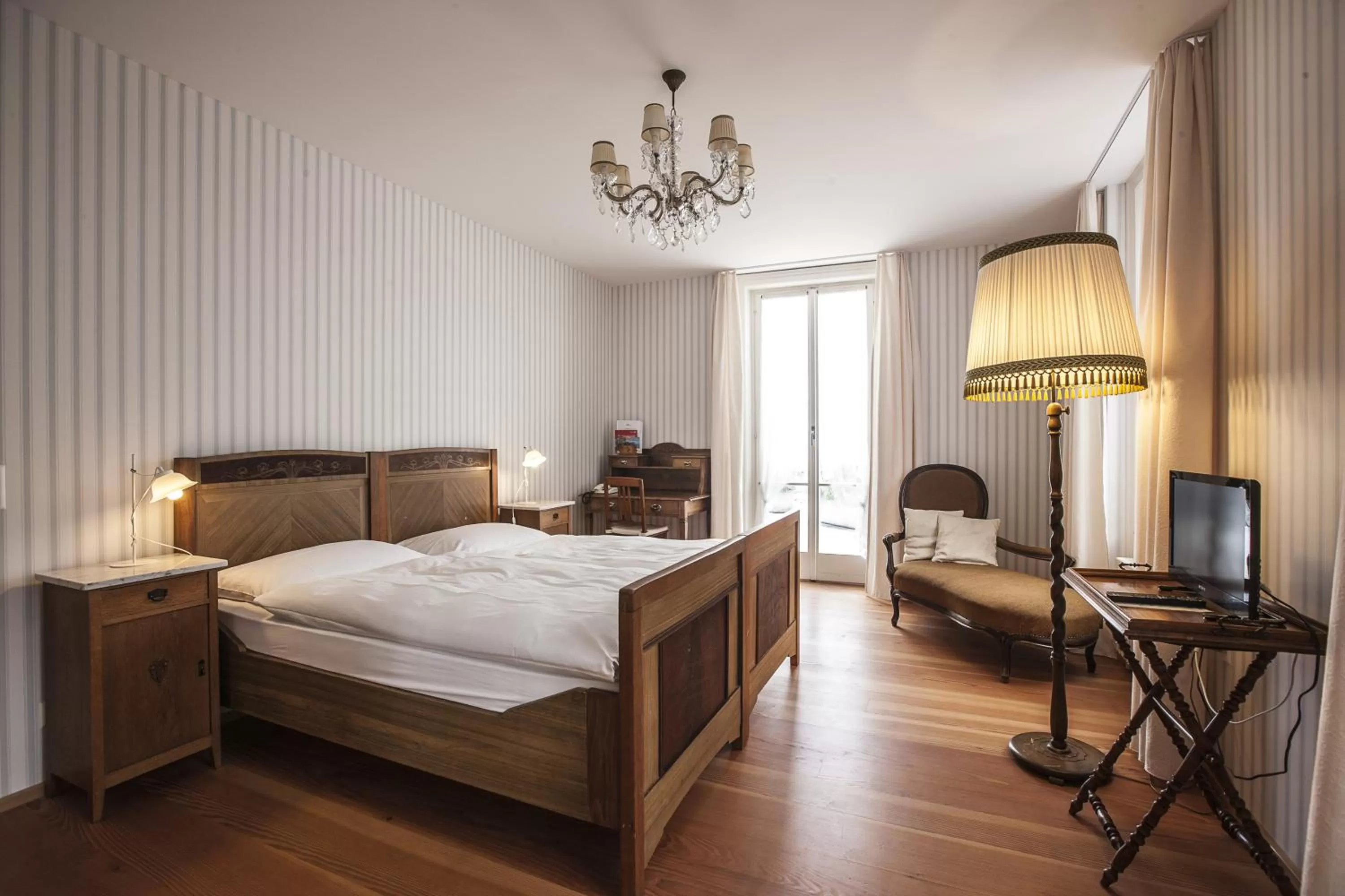 Bed in Hotel Terrasse am See