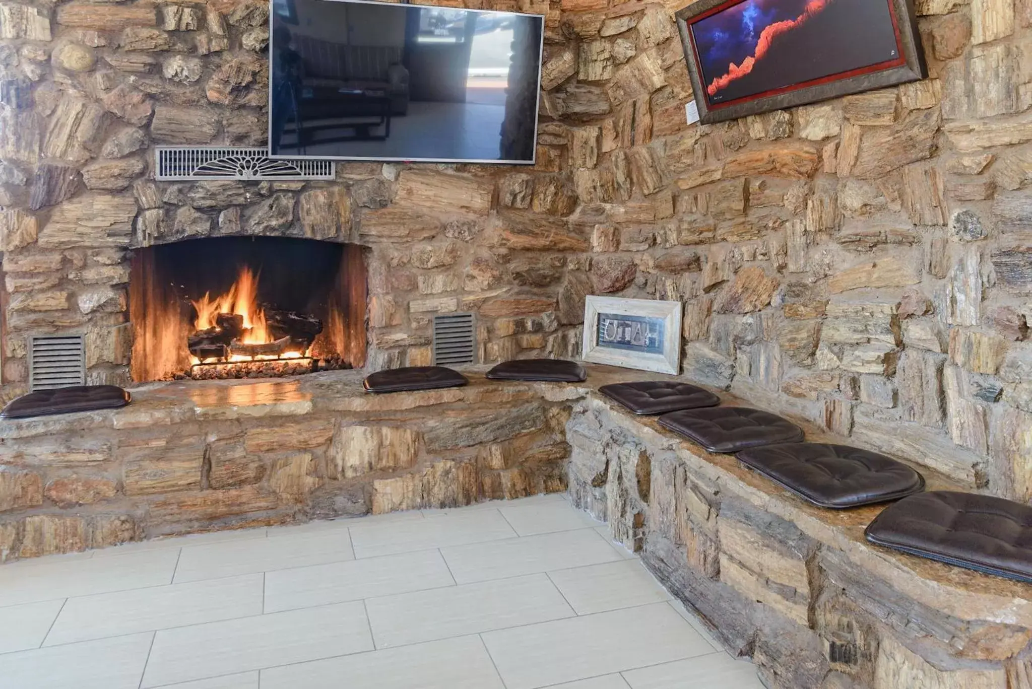 TV/Entertainment Center in Pioneer Lodge Zion National Park-Springdale