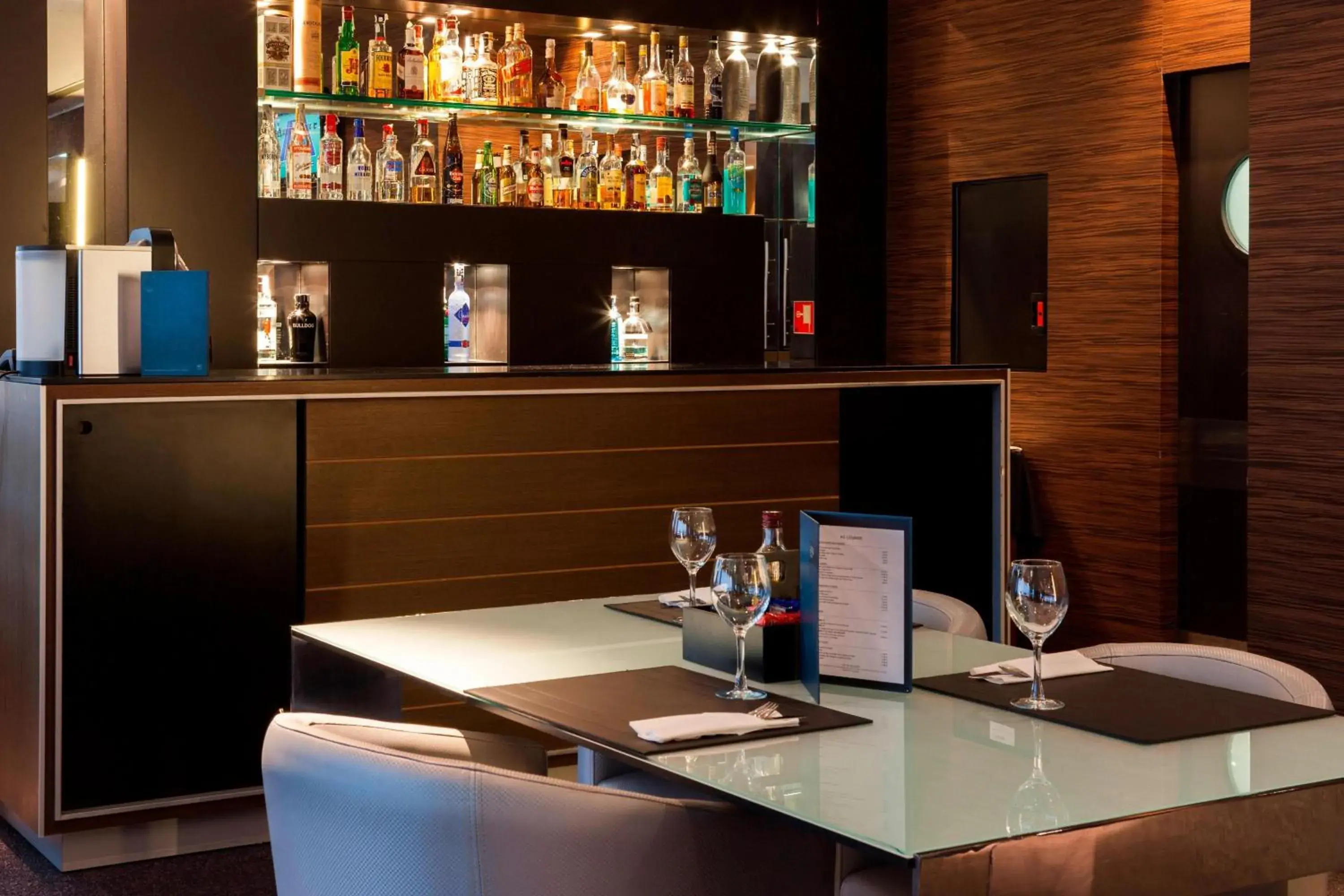 Lounge or bar, Restaurant/Places to Eat in AC Hotel Gijón by Marriott