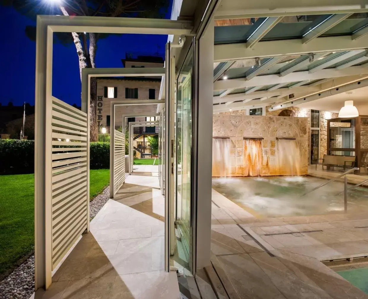 Spa and wellness centre/facilities, Facade/Entrance in Albergo Le Terme