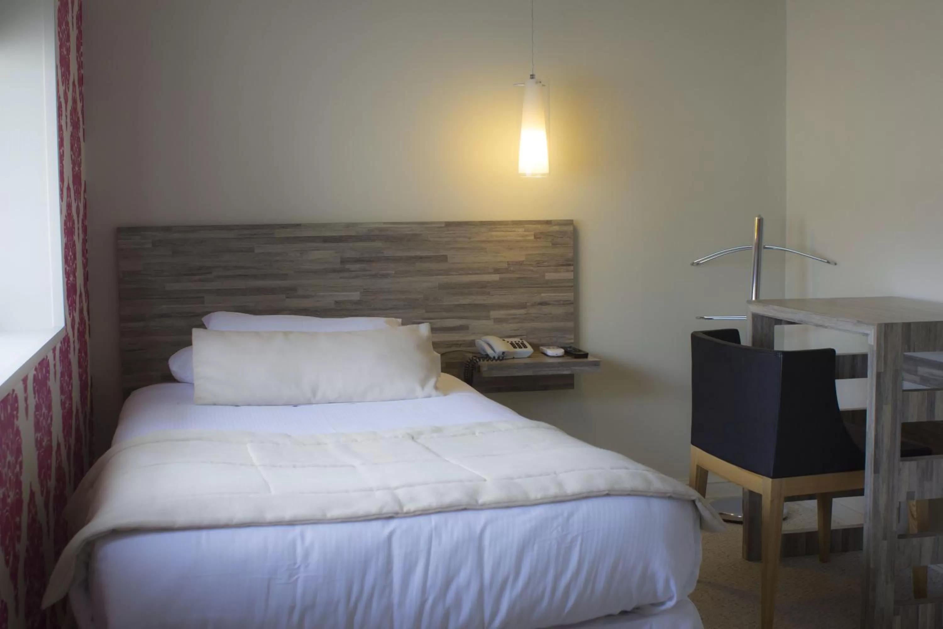 Photo of the whole room, Bed in Hotel Las Terrazas Business