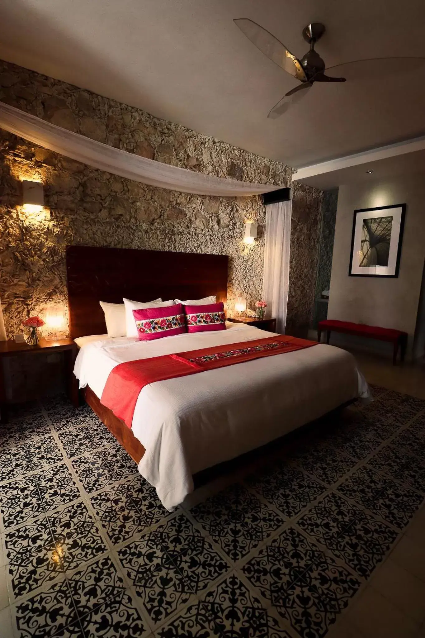 Photo of the whole room, Bed in Casa de Las Palomas Boutique Hotel by Paloma's Hotels - Adults Only