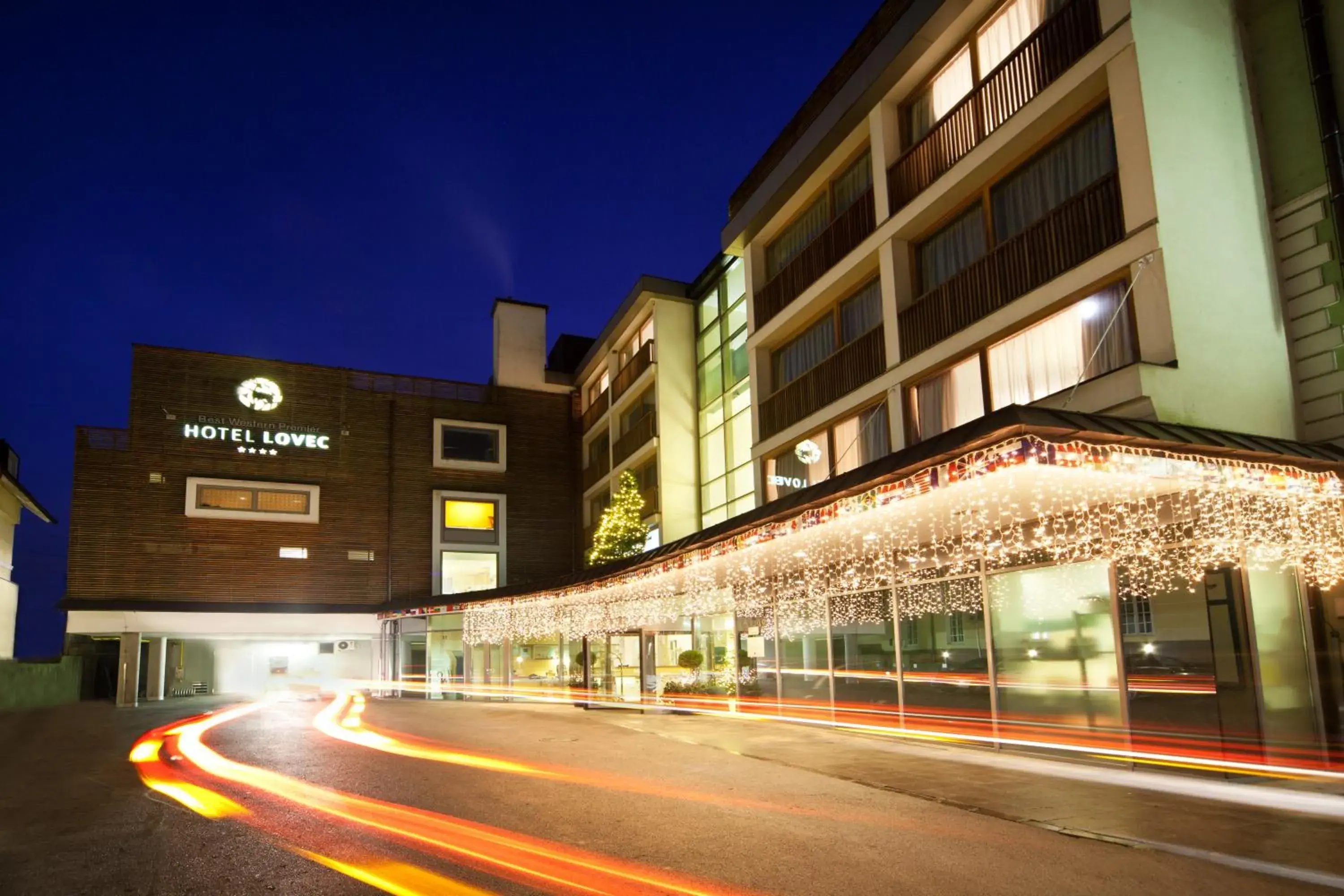 Facade/entrance, Property Building in Hotel Lovec