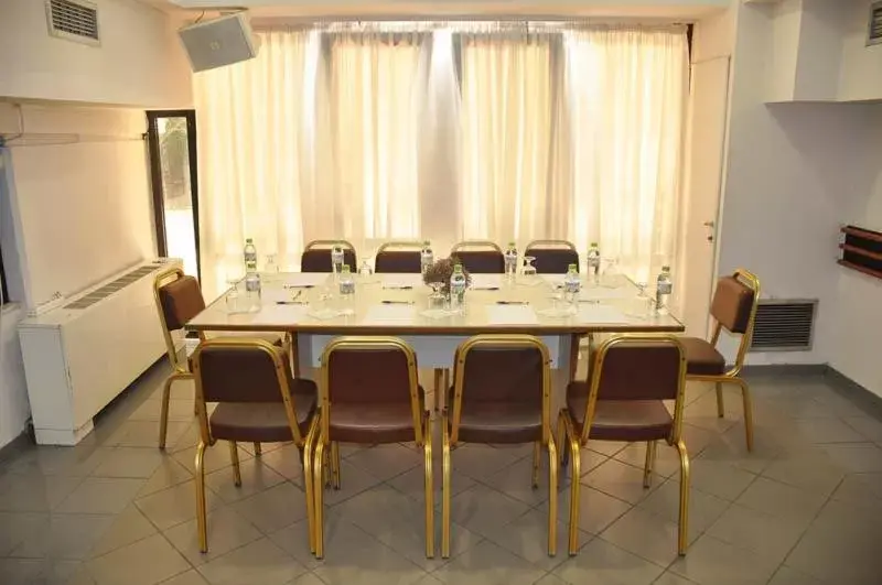 Business facilities in Hotel Metropol