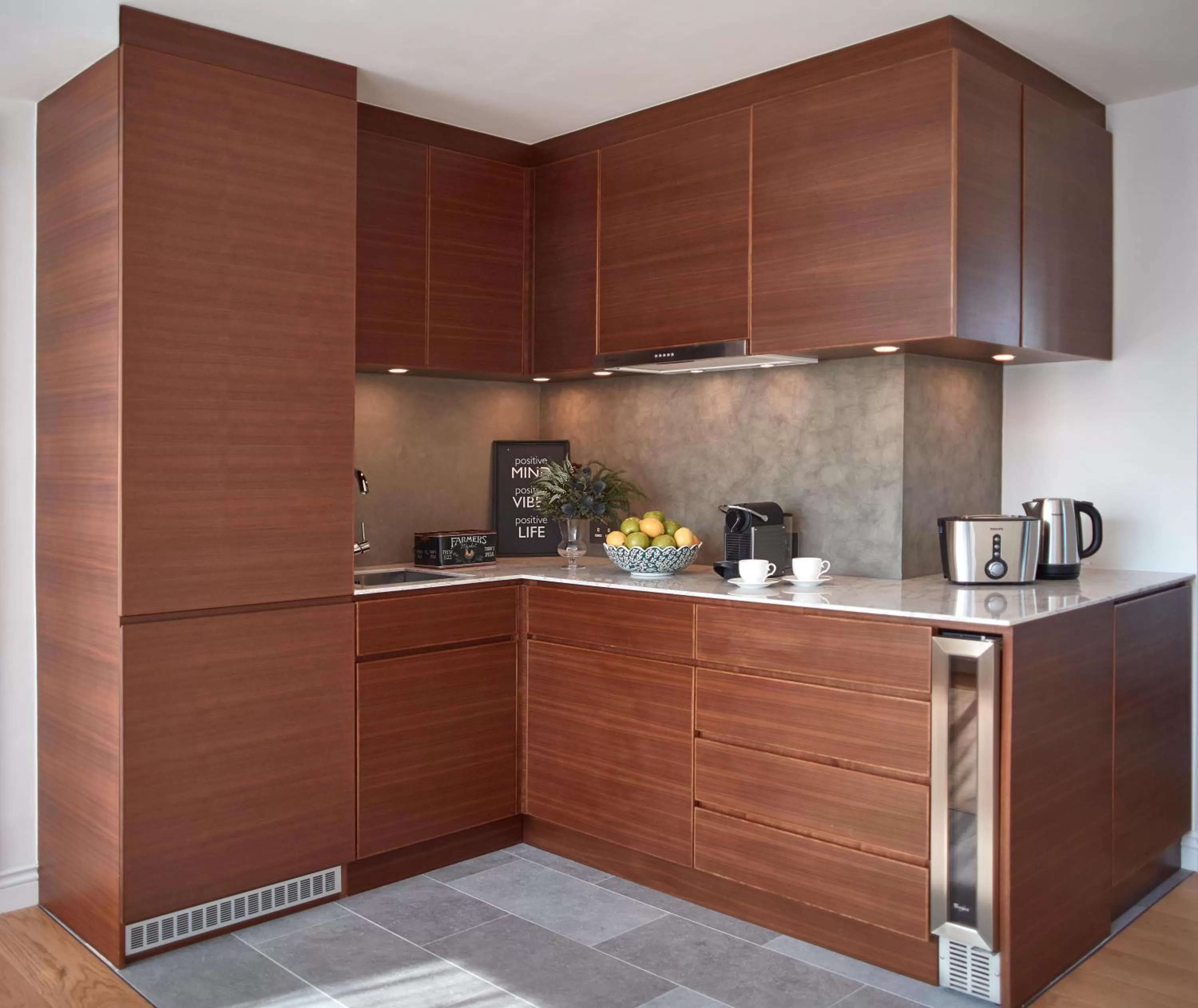 Kitchen or kitchenette in Little Tai Hang