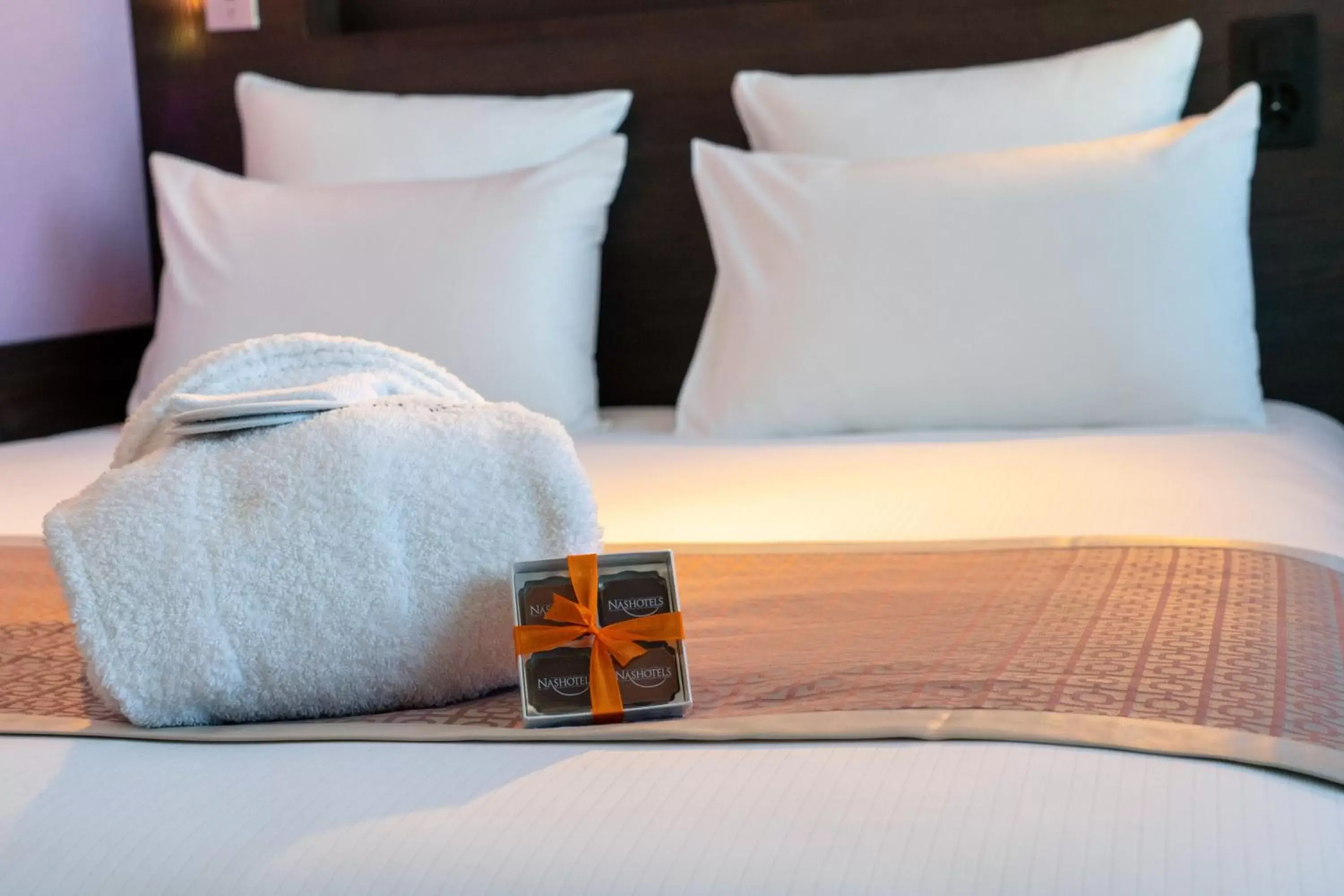 Bedroom, Bed in Nash Pratik Hotel Bedroom, Bed in Nash Pratik Hotel