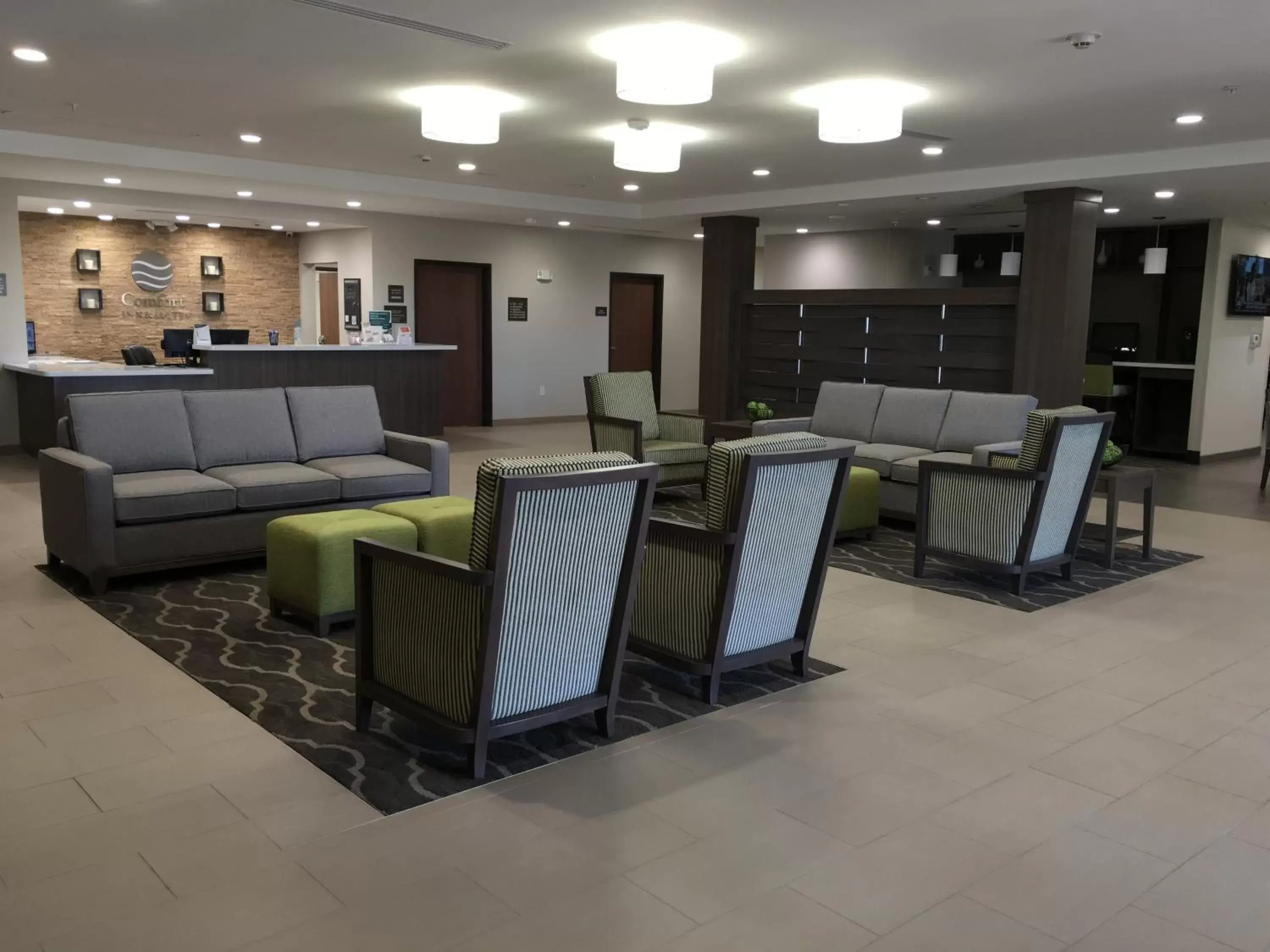 Lobby or reception, Restaurant/Places to Eat in Comfort Inn & Suites Snyder