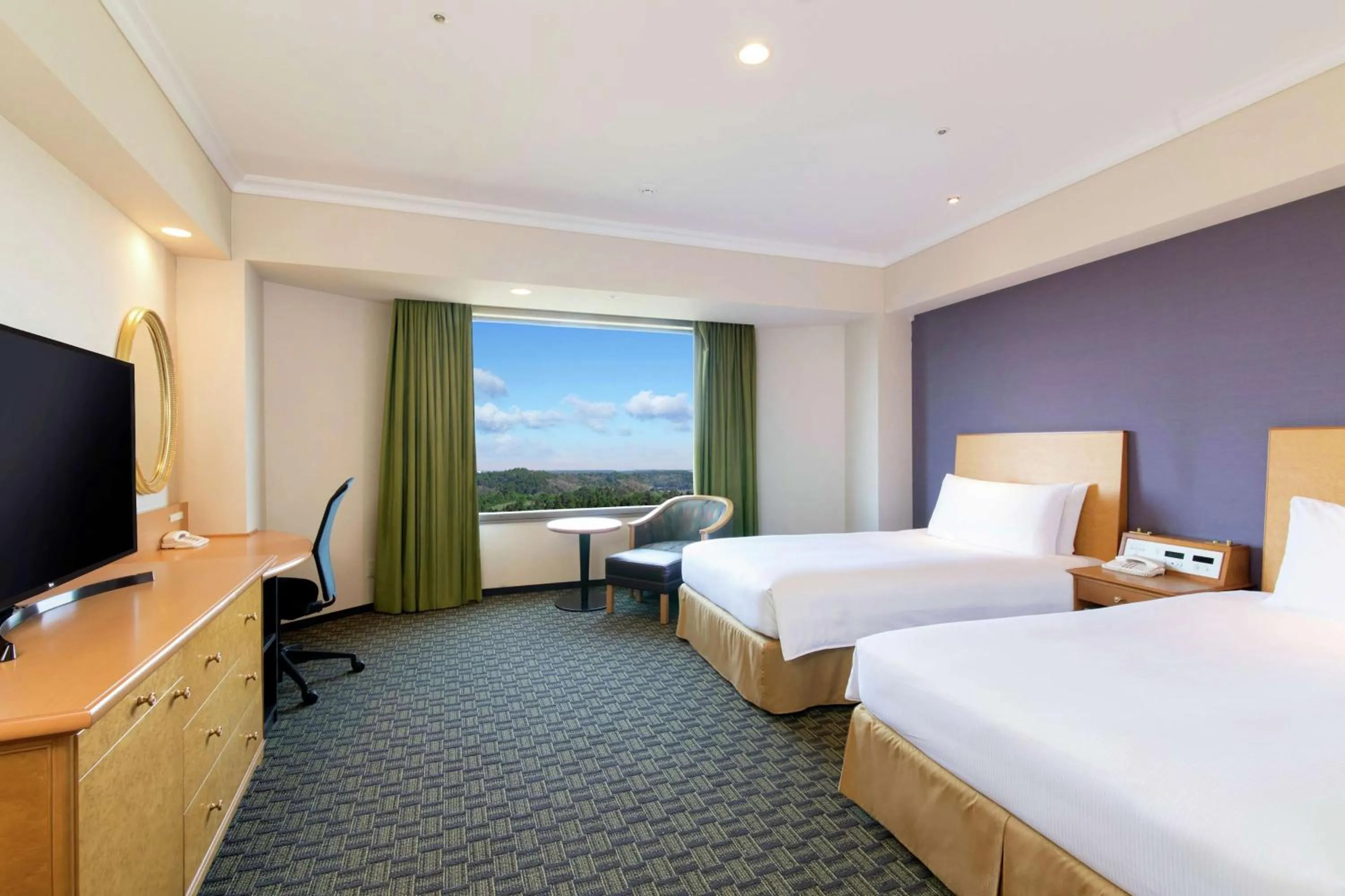 Bedroom, Bed in Hilton Tokyo Narita Airport