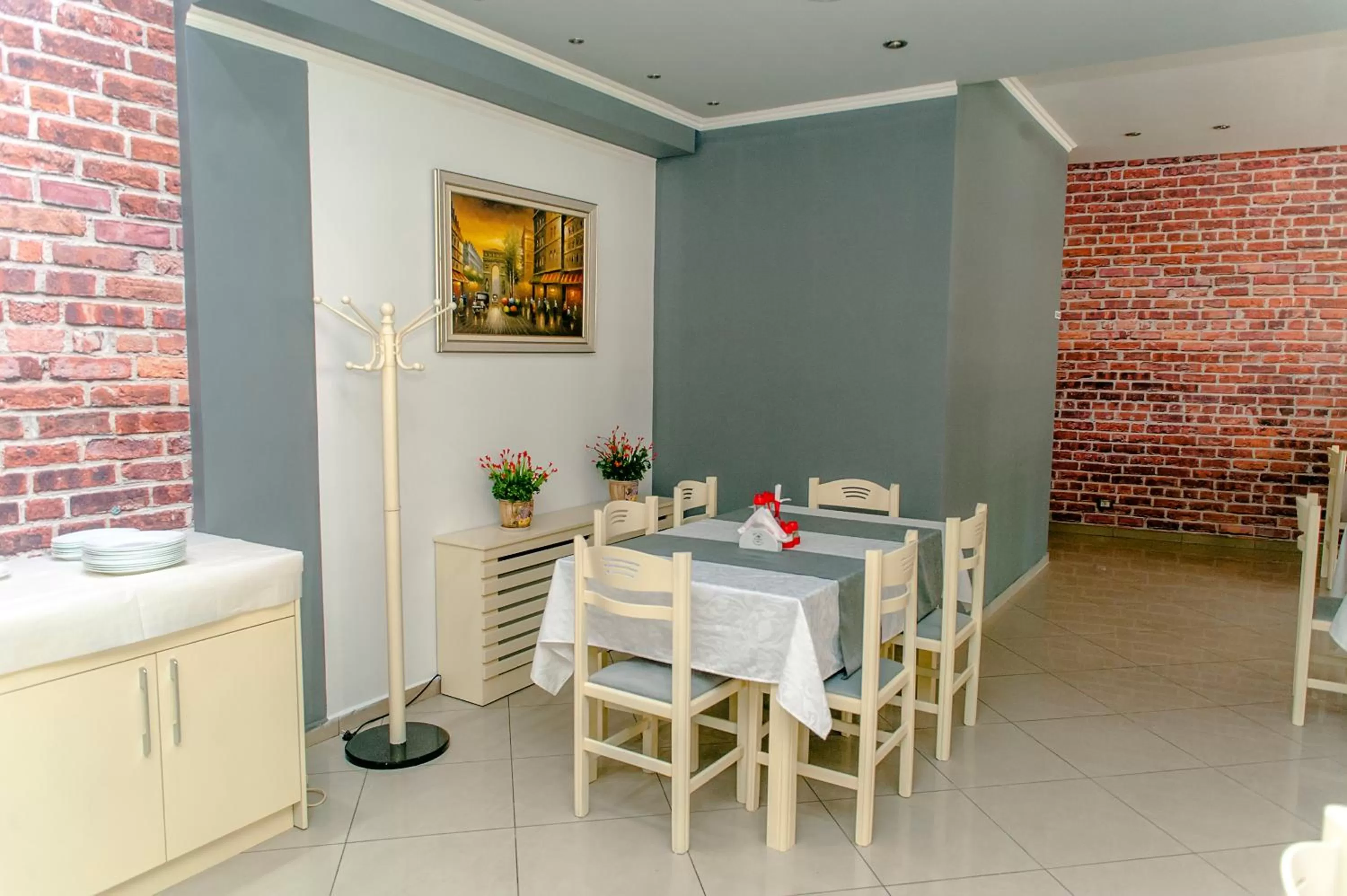 Dining Area in Hotel EDEA