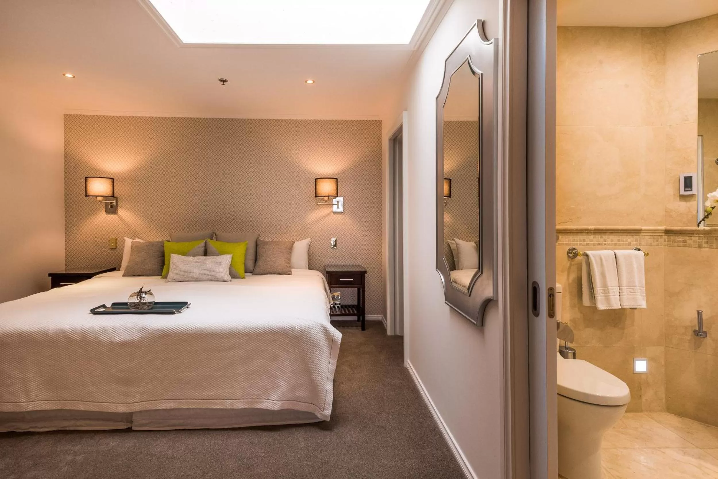 Bedroom, Bed in Fino Hotel & Suites