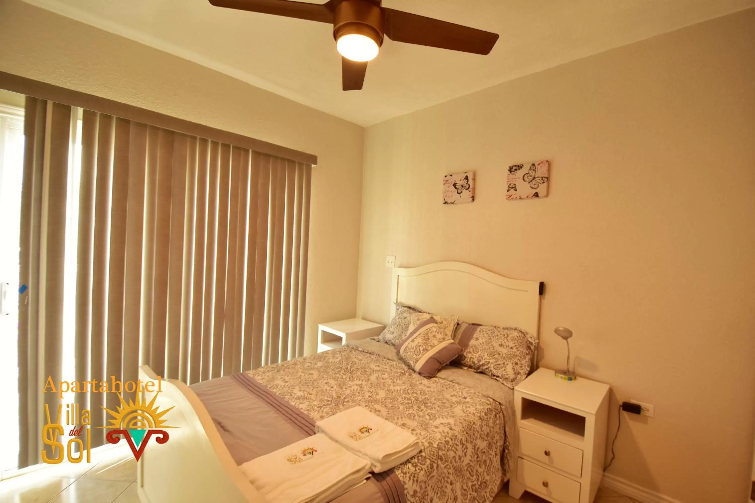 Bed in Villa Del Sol