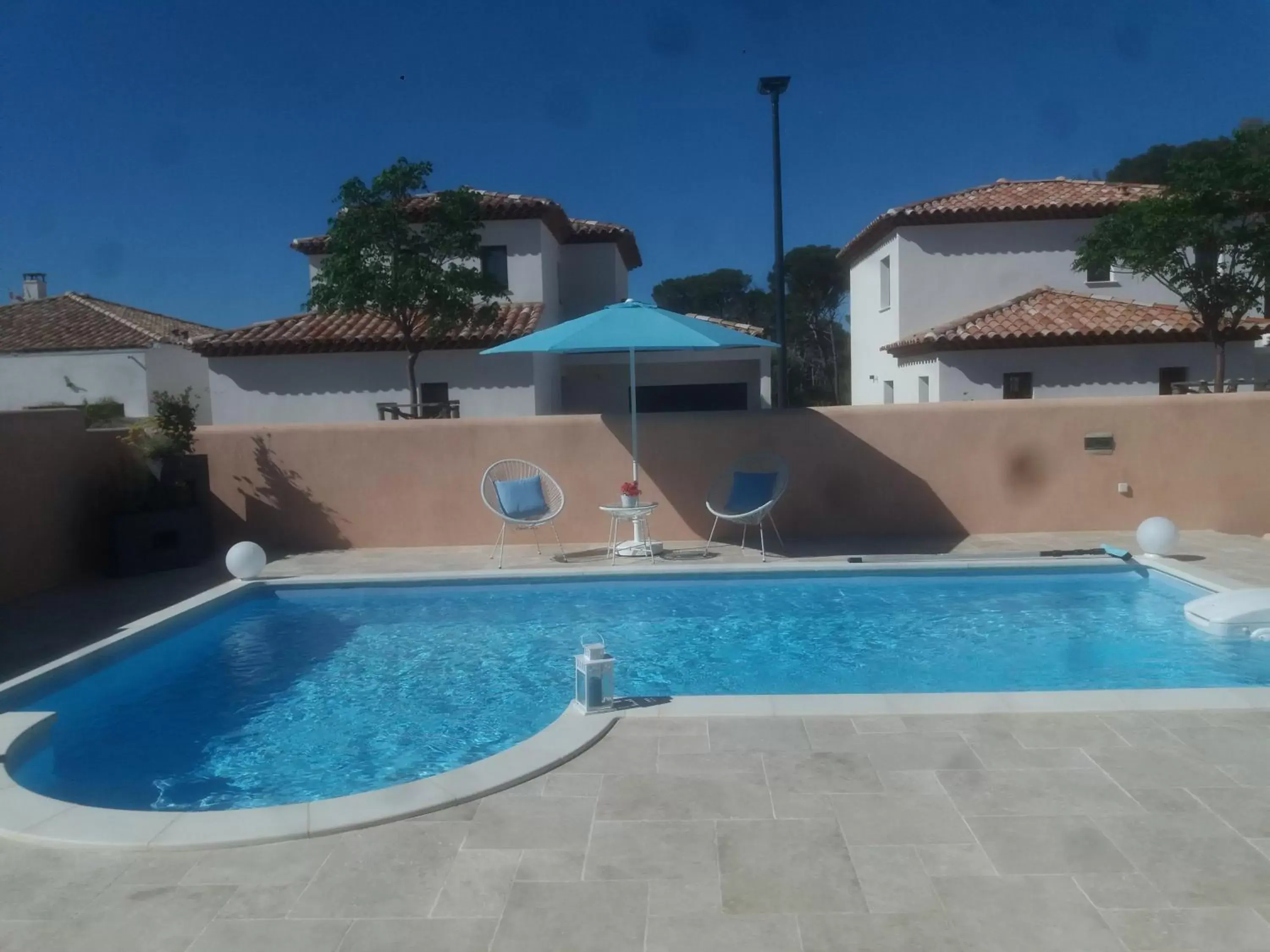 Swimming Pool in Chambre d'hôtes dans Villa Diane