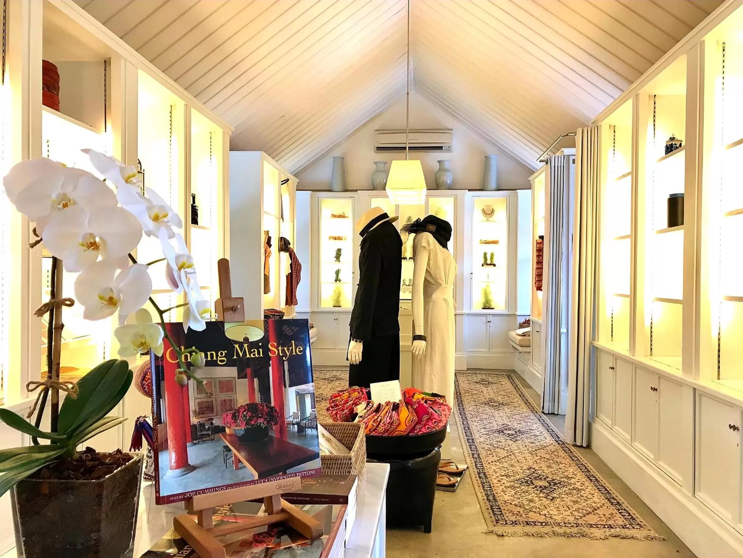 Shopping Area in Rachamankha Hotel