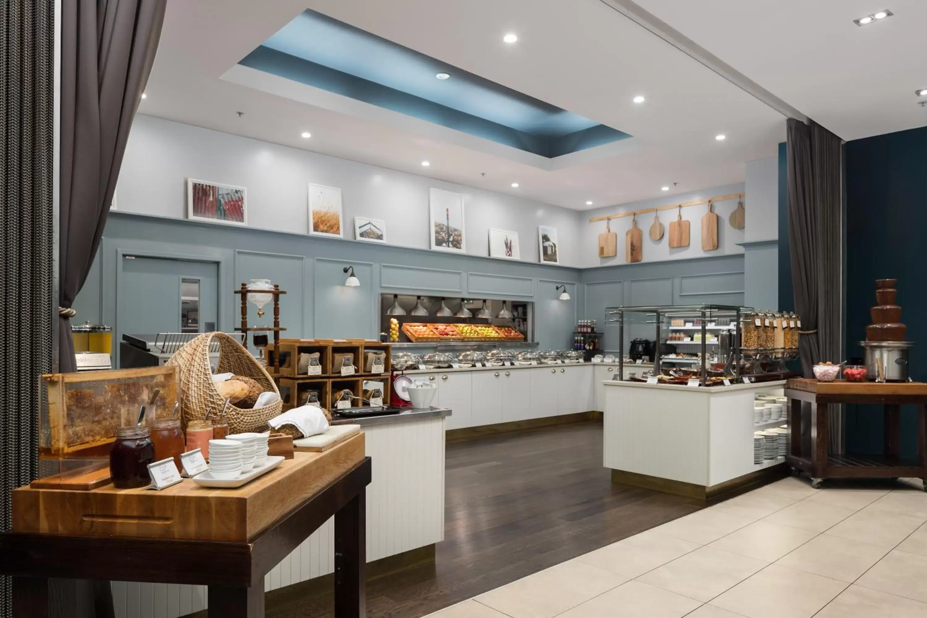 Food and drinks in Rydges Auckland Food and drinks in Rydges Auckland