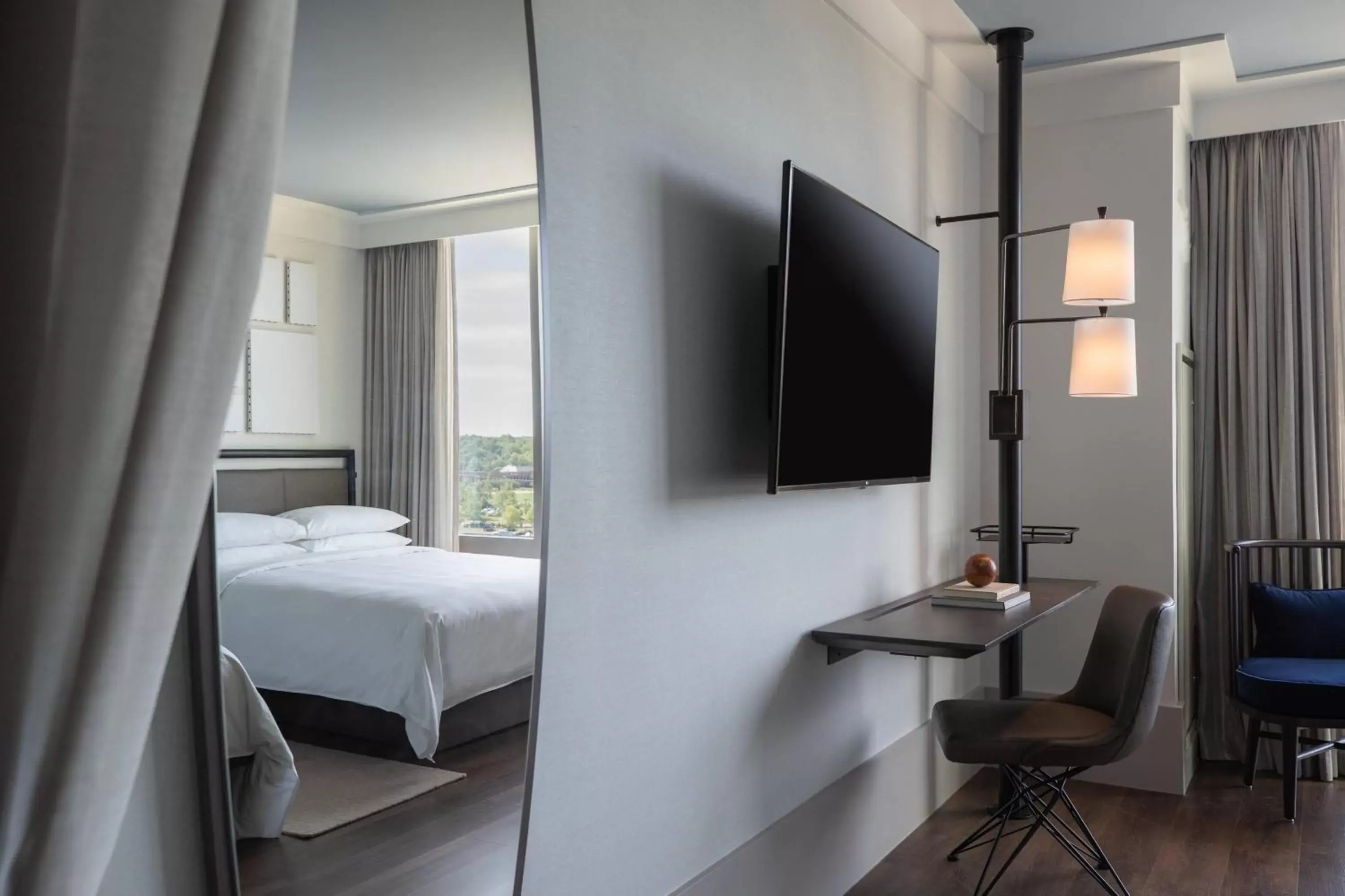 Queen Room with Two Queen Beds - Hearing Accessible in Renaissance Columbus Westerville-Polaris Hotel Queen Room with Two Queen Beds - Hearing Accessible in Renaissance Columbus Westerville-Polaris Hotel