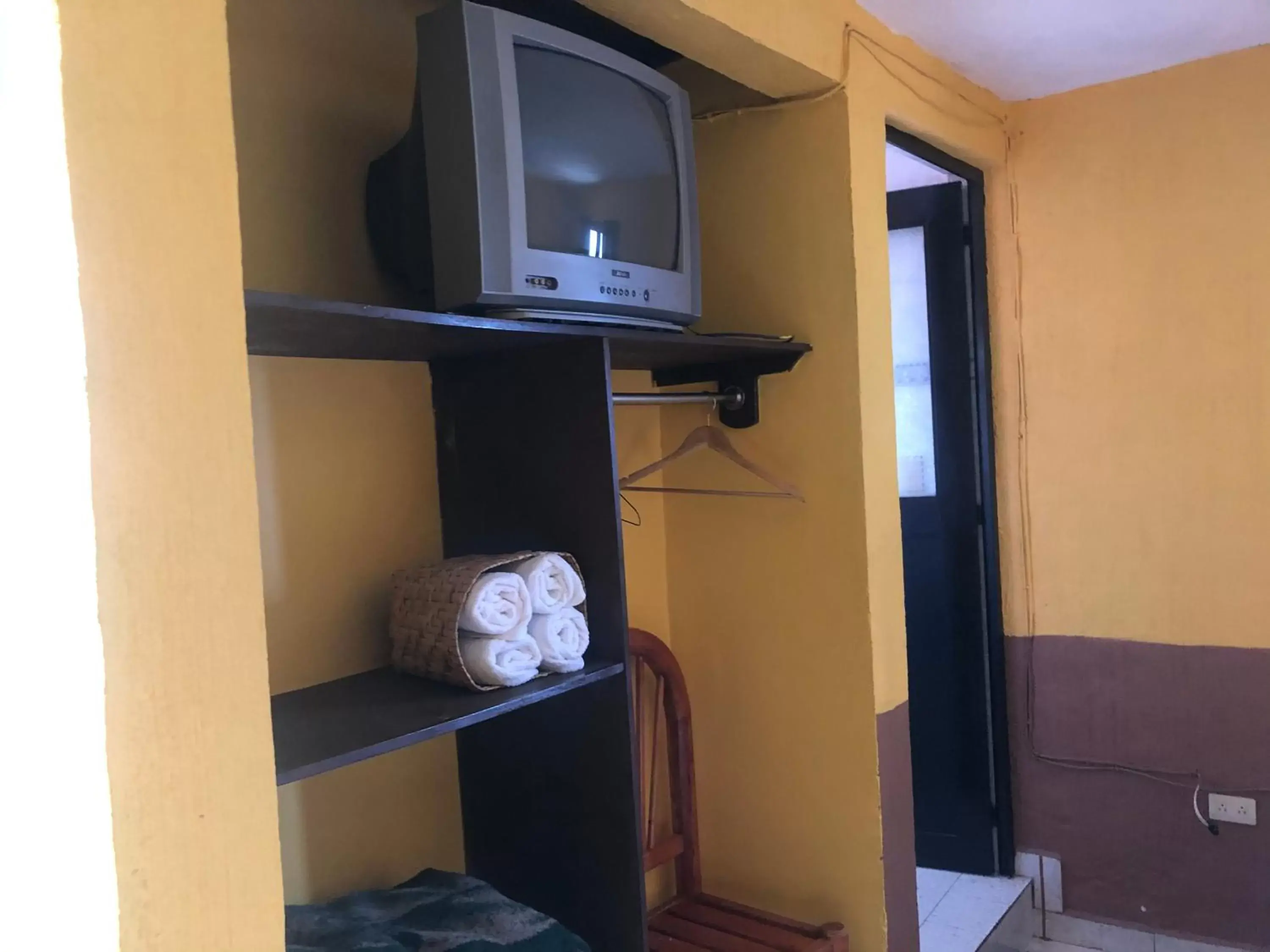 Bedroom, TV/Entertainment Center in San Pablo