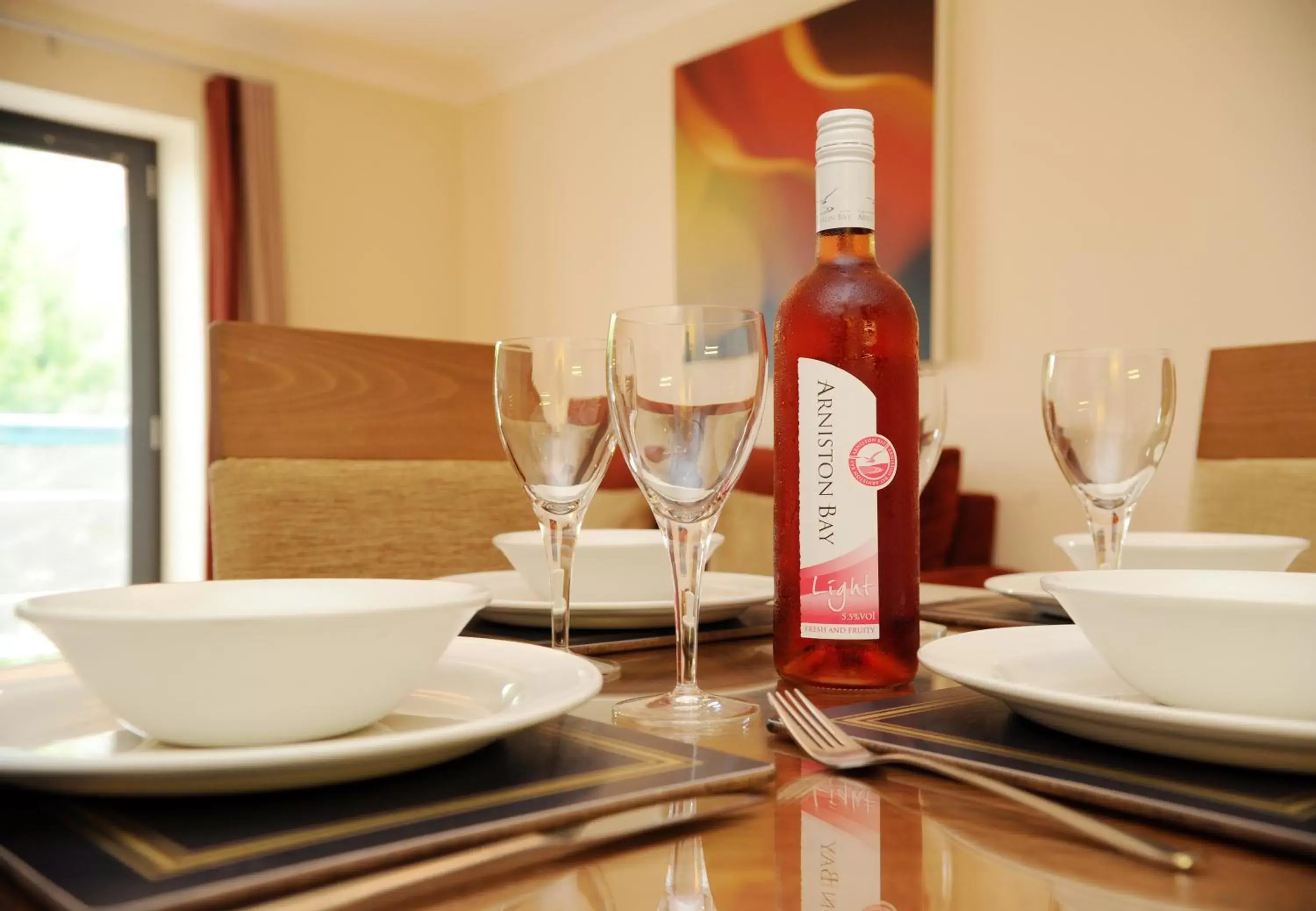 Dining area in PREMIER SUITES Bristol Redcliffe