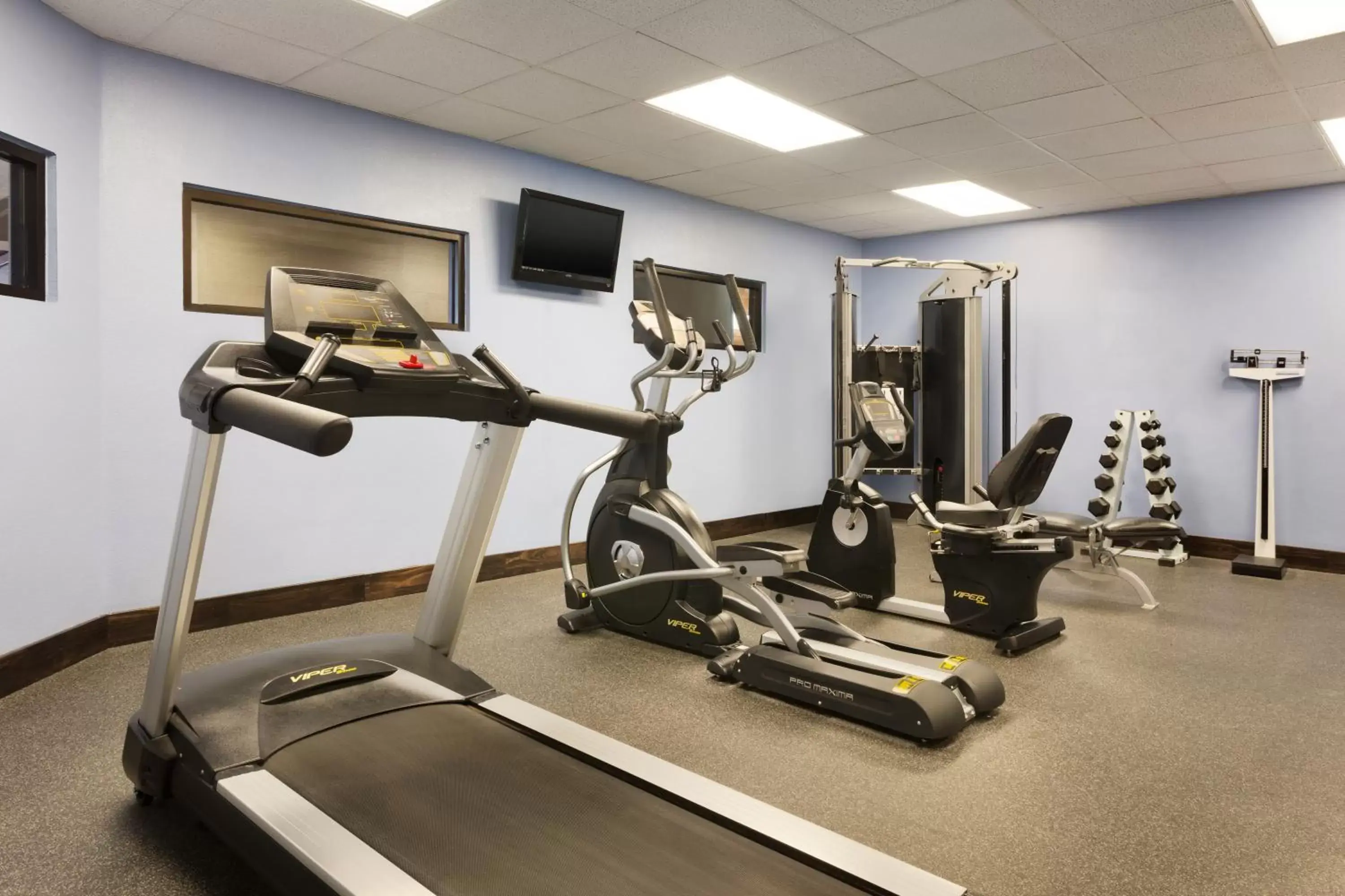 Fitness centre/facilities, Fitness Center/Facilities in Country Inn & Suites by Radisson, Wolfchase-Memphis, TN