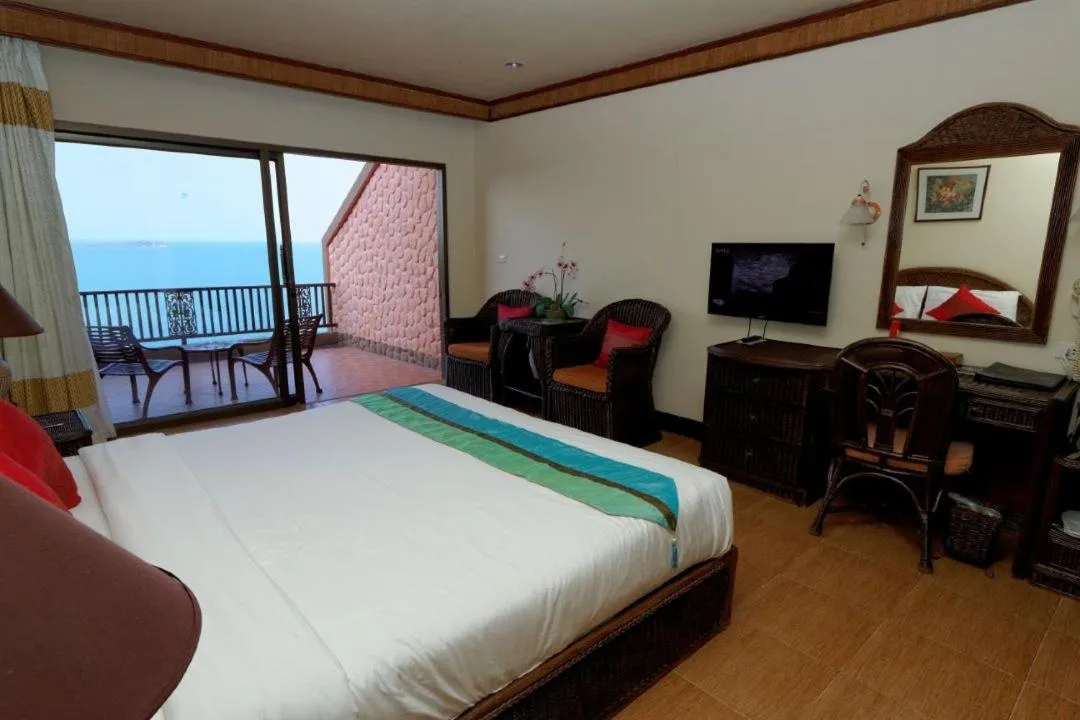Bed in Samui Bayview Resort & Spa - SHA Plus