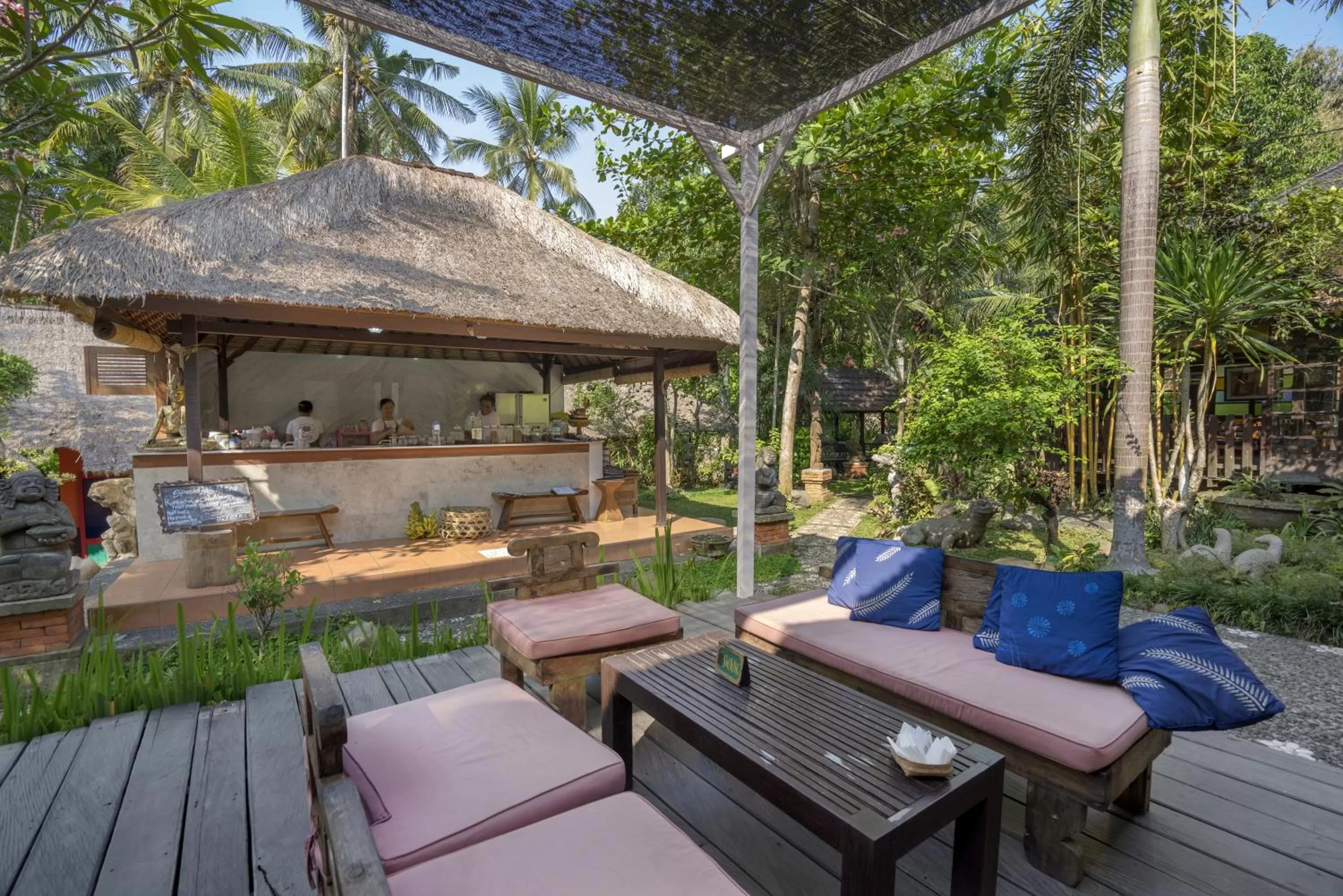 Patio in Ubud Sari Health Resort