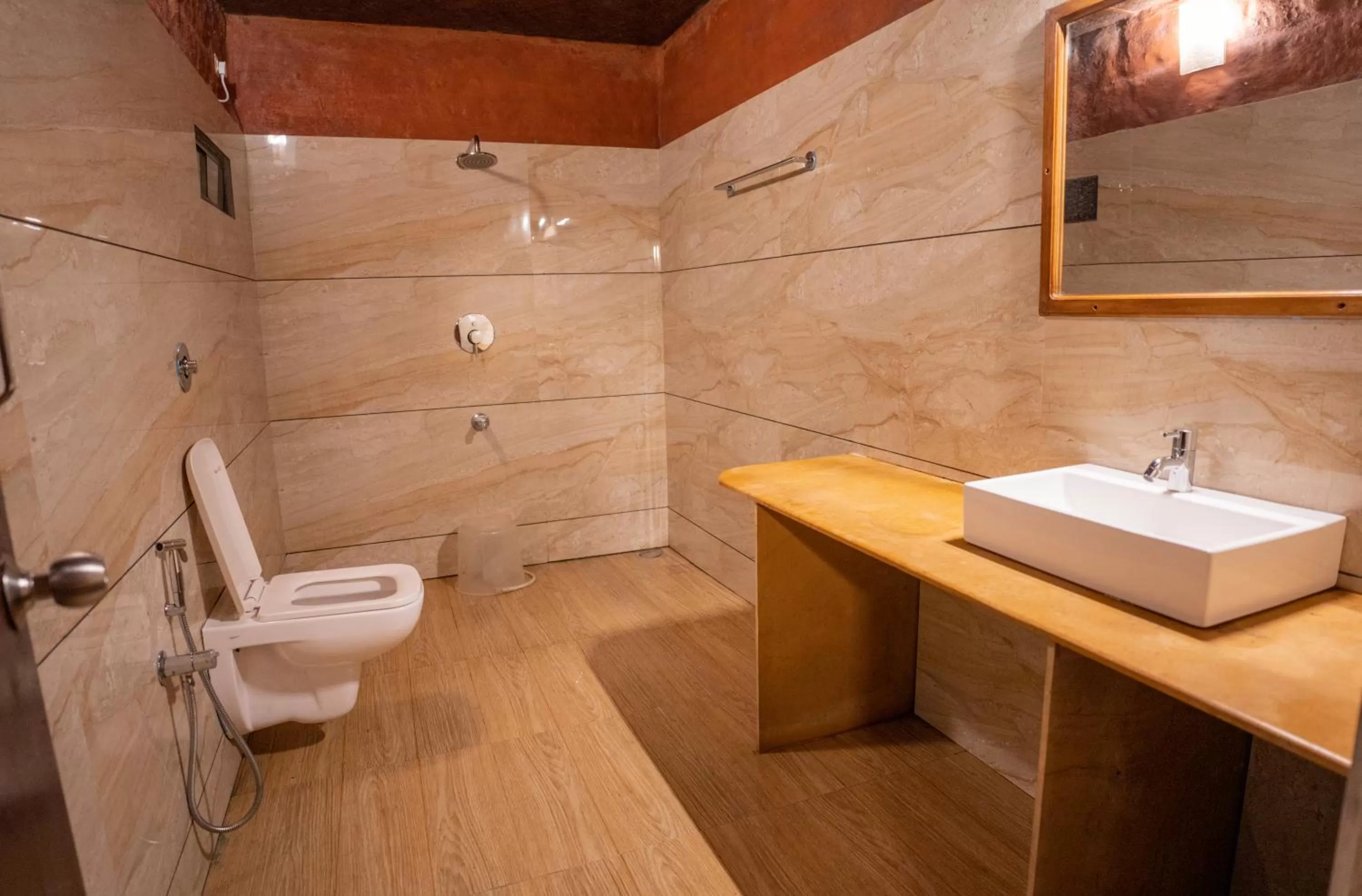 Bathroom in Edens Munnar