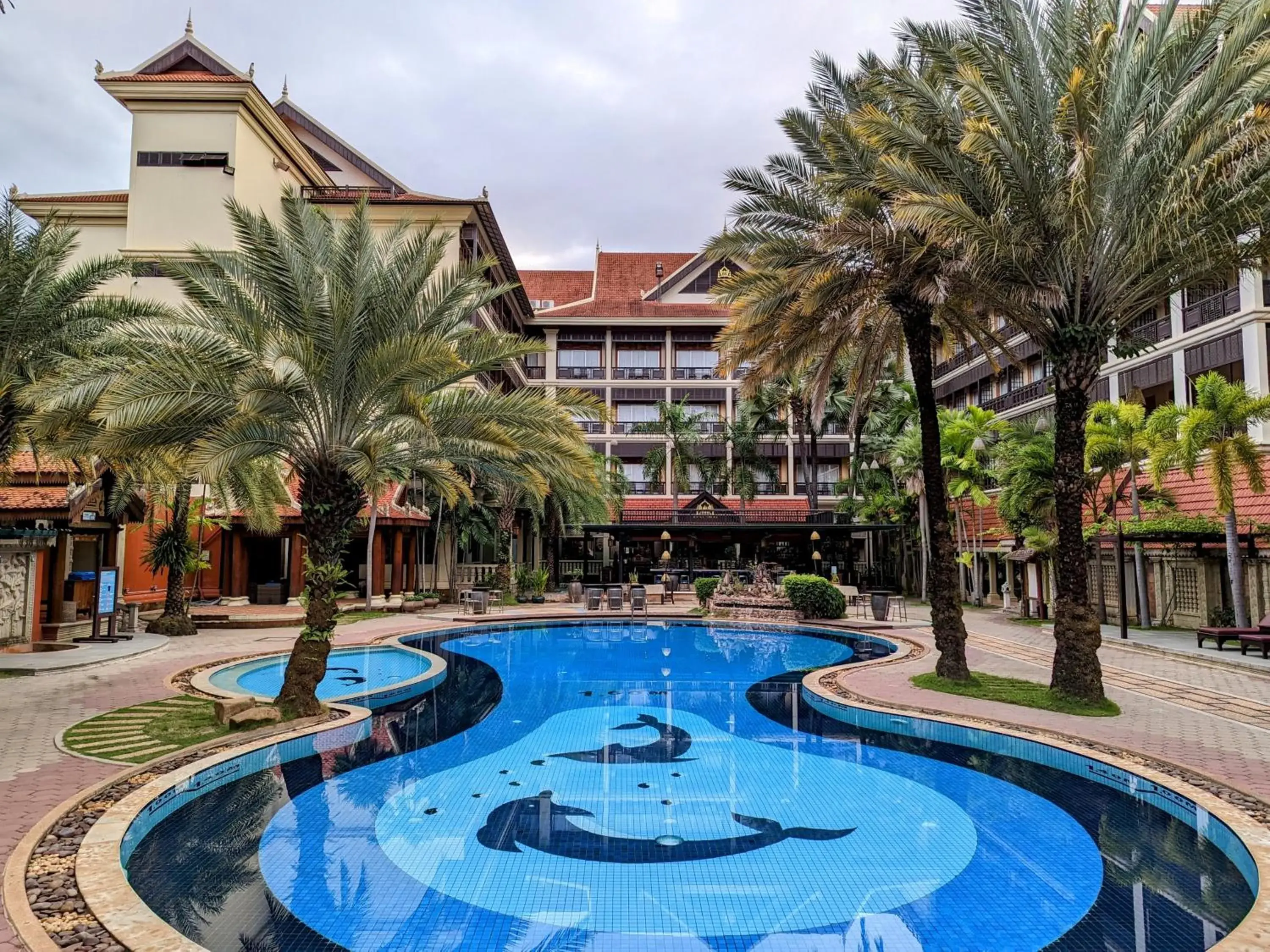 Swimming Pool in Empress Angkor Resort & Spa